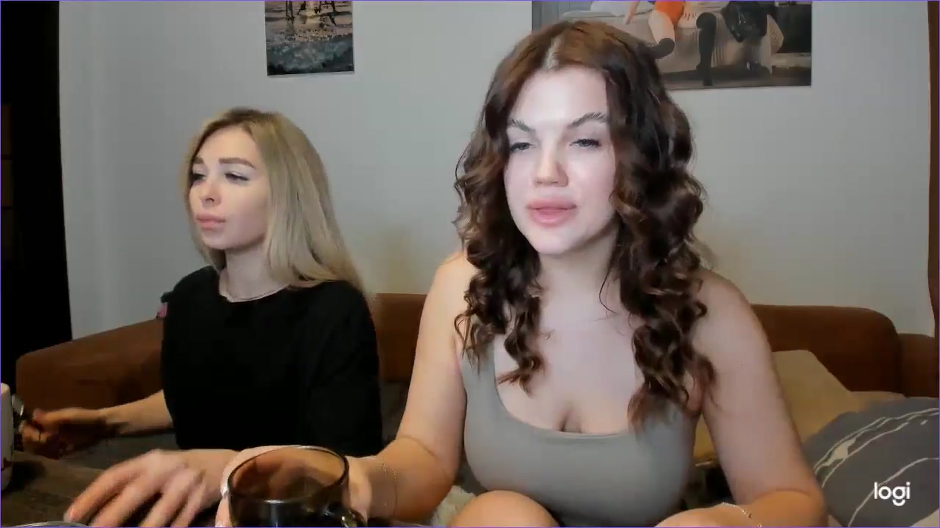 Gallery image thumbnail from StefaniNell's myfreecams stream on, 01/03/2025, 11:31 image 12 of 20