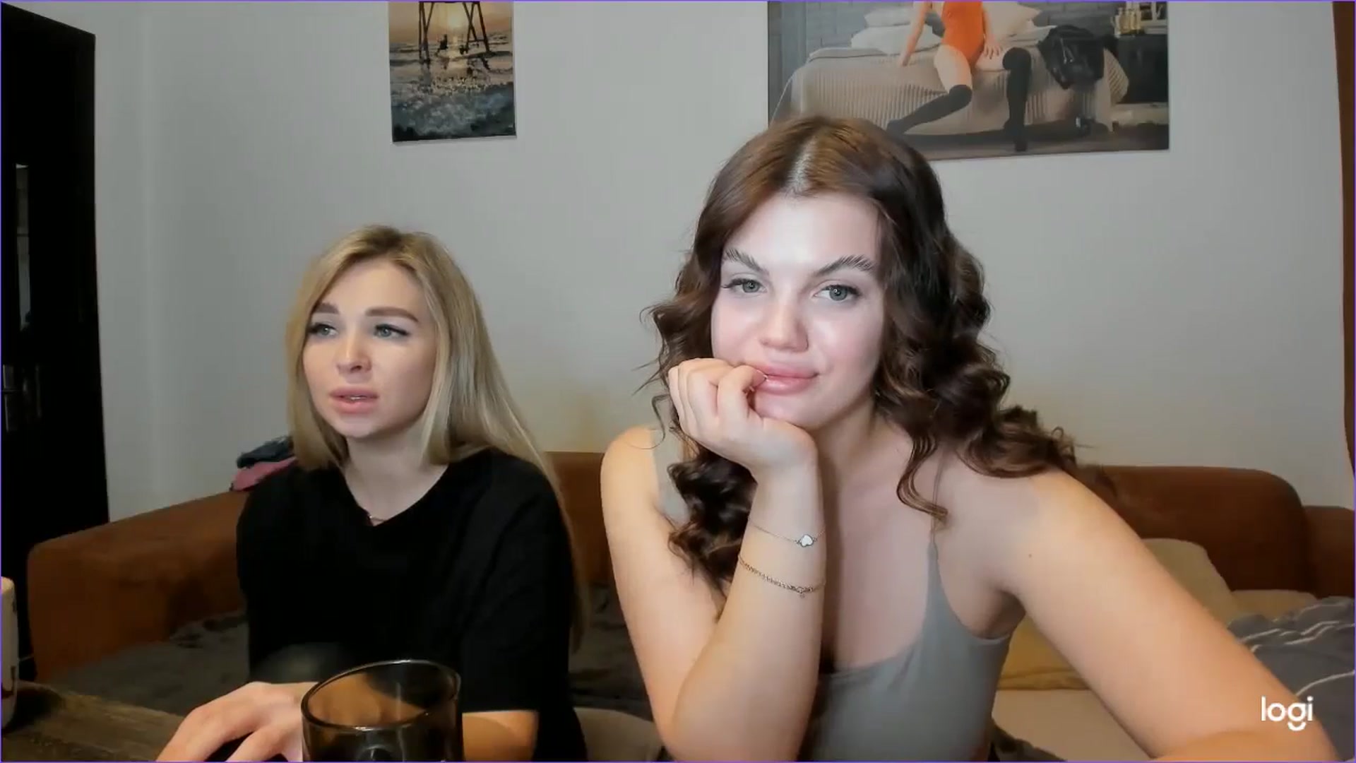 Gallery image thumbnail from StefaniNell's myfreecams stream on, 01/03/2025, 11:31 image 3 of 20