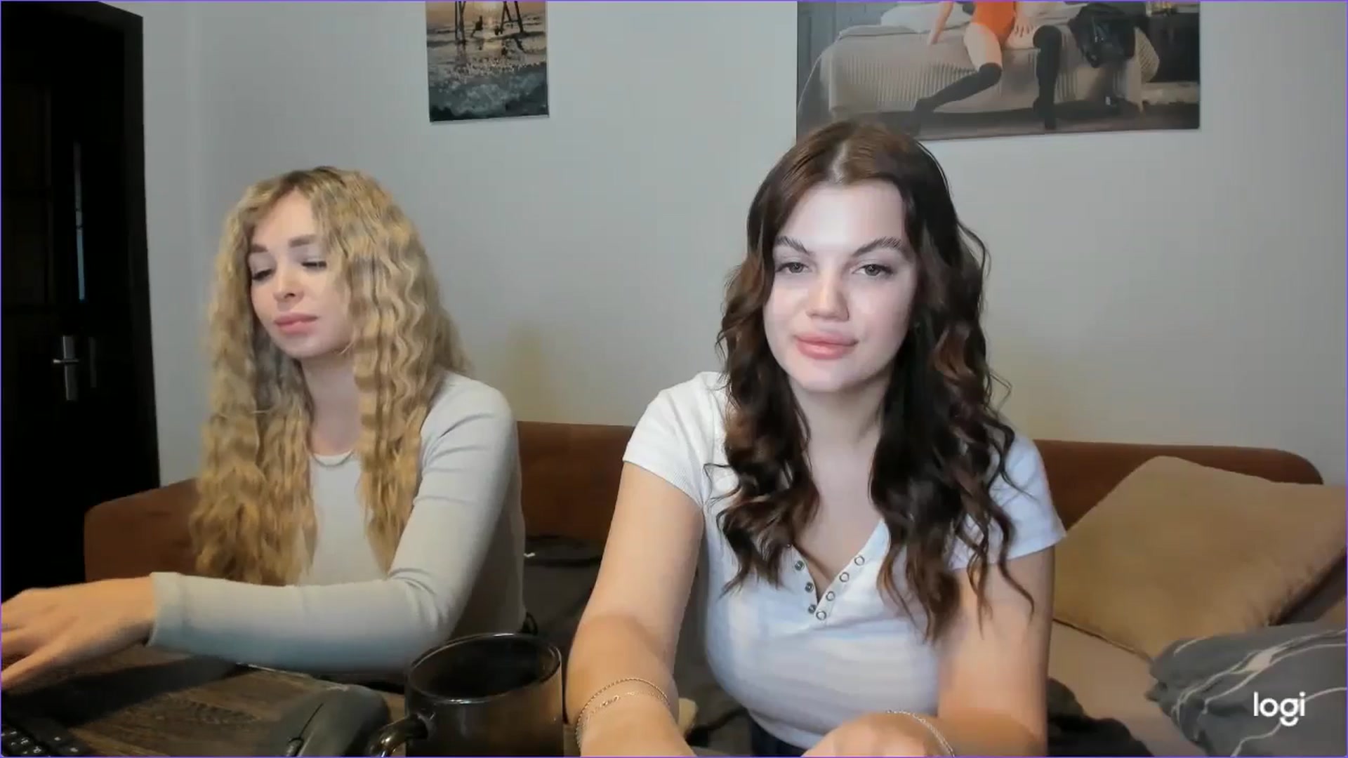 Gallery image thumbnail from StefaniNell's myfreecams stream on, 01/05/2025, 10:23 image 14 of 20