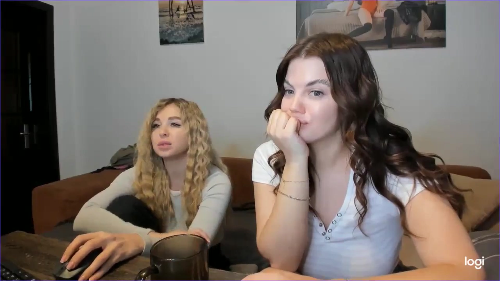 Gallery image thumbnail from StefaniNell's myfreecams stream on, 01/05/2025, 10:23 image 16 of 20