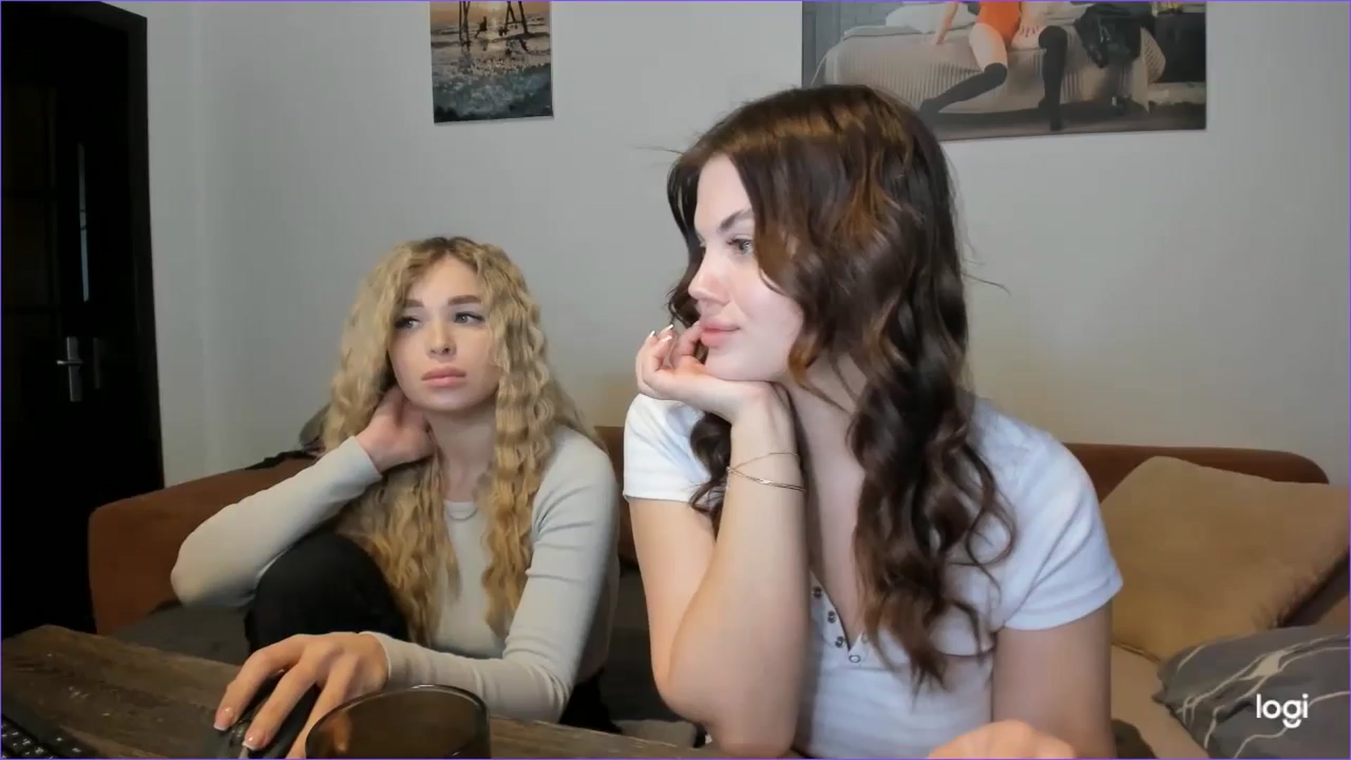 Gallery image thumbnail from StefaniNell's myfreecams stream on, 01/05/2025, 10:23 image 8 of 20