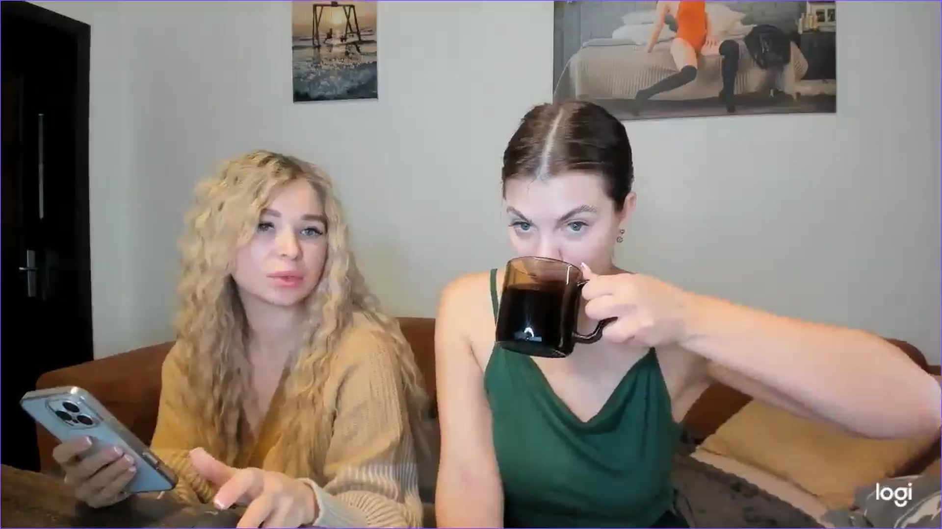 Gallery image thumbnail from StefaniNell's myfreecams stream on, 01/07/2025, 09:14 image 18 of 20