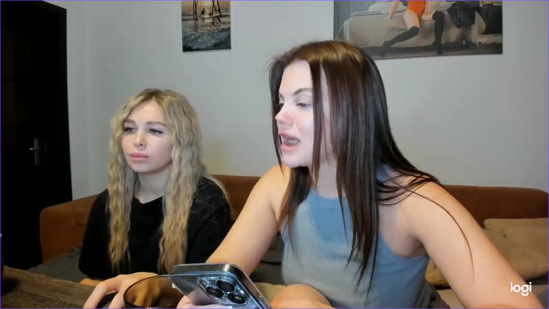 Gallery image thumbnail from StefaniNell's myfreecams stream on, 01/08/2025, 17:01 image 9 of 20