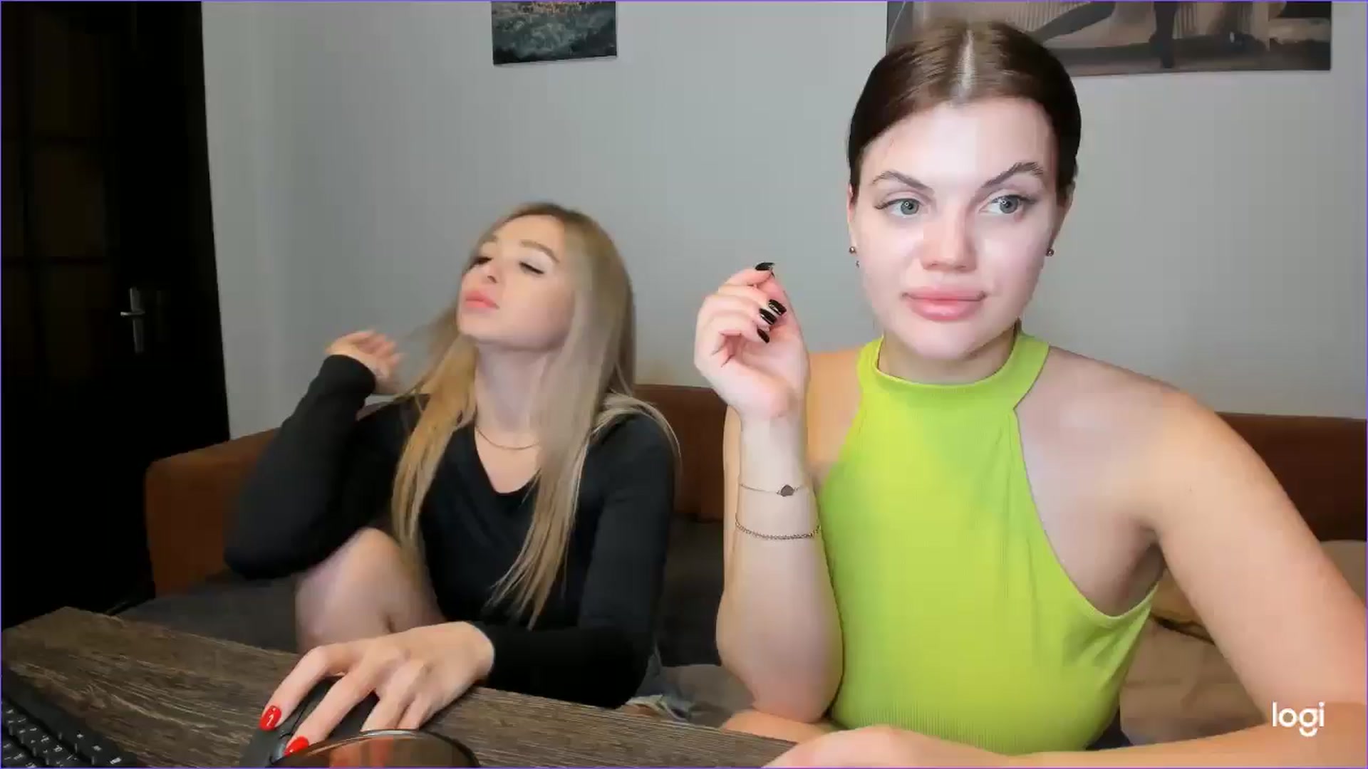 Gallery image thumbnail from StefaniNell's myfreecams stream on, 02/01/2025, 12:11 image 1 of 20