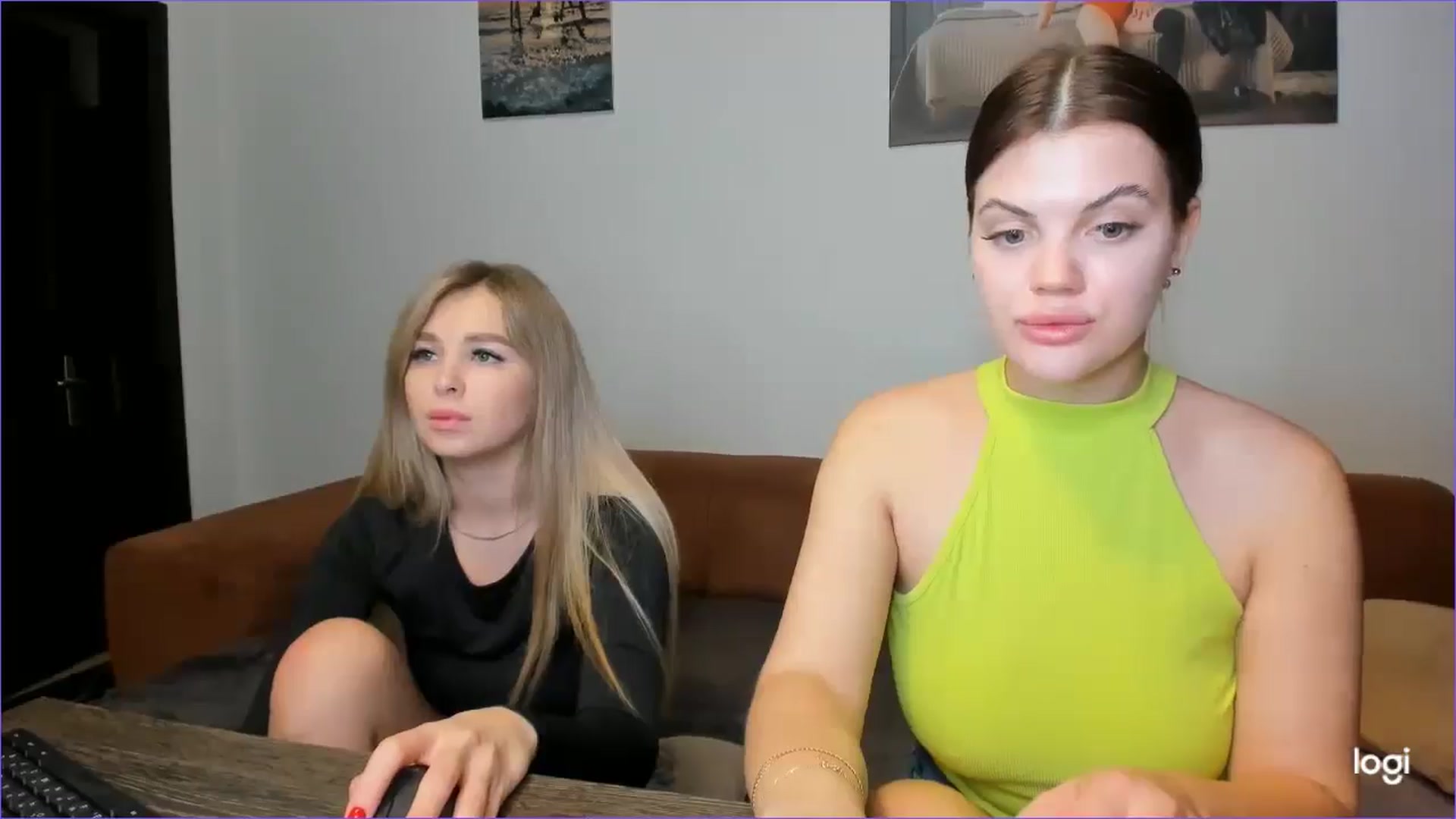 Gallery image thumbnail from StefaniNell's myfreecams stream on, 02/01/2025, 12:57 image 11 of 20