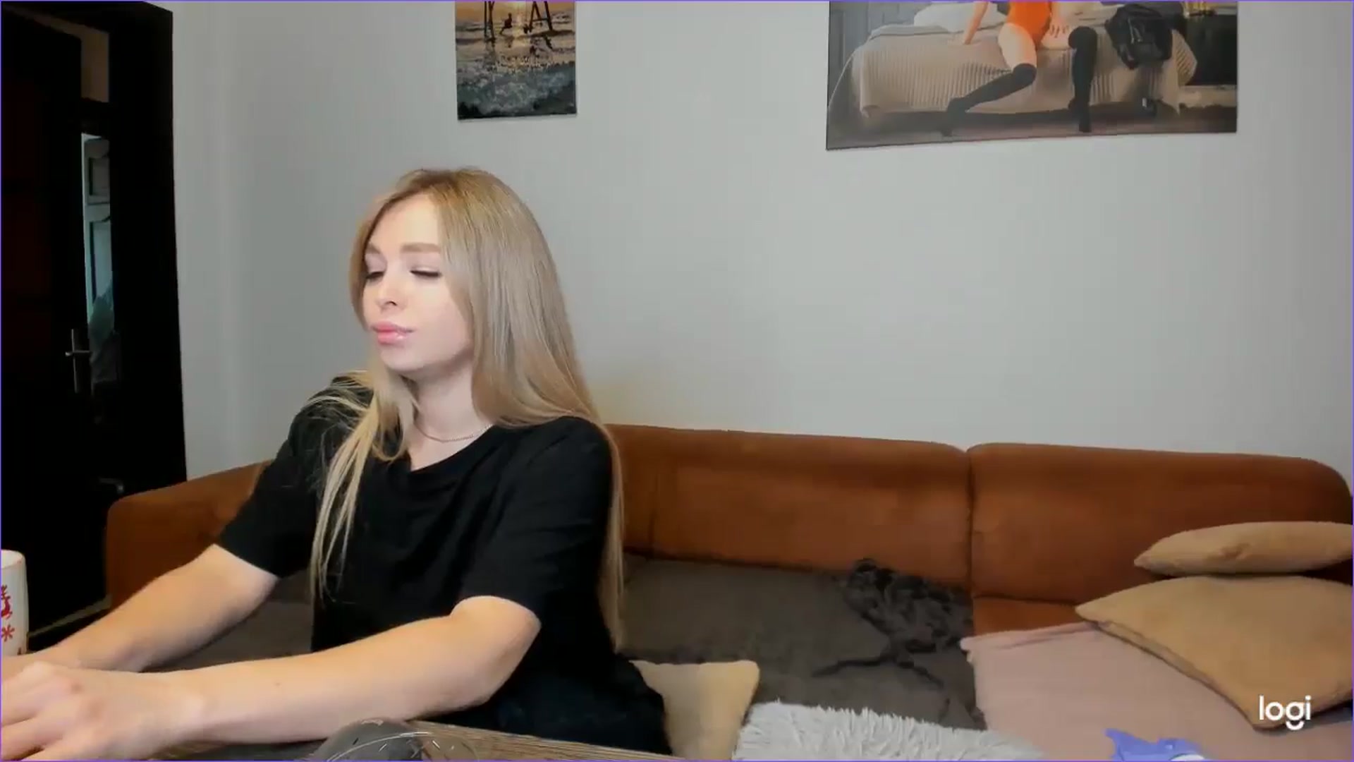 Gallery image thumbnail from StefaniNell's myfreecams stream on, 02/02/2025, 11:37 image 6 of 20