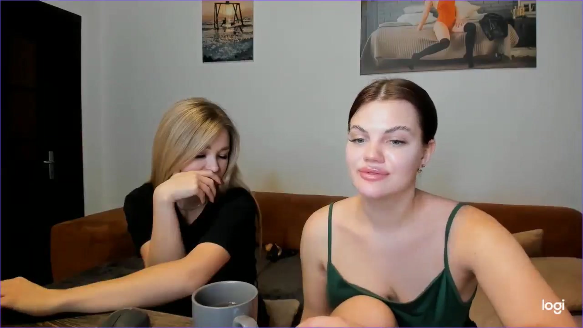 Gallery image thumbnail from StefaniNell's myfreecams stream on, 02/03/2025, 10:44 image 6 of 20