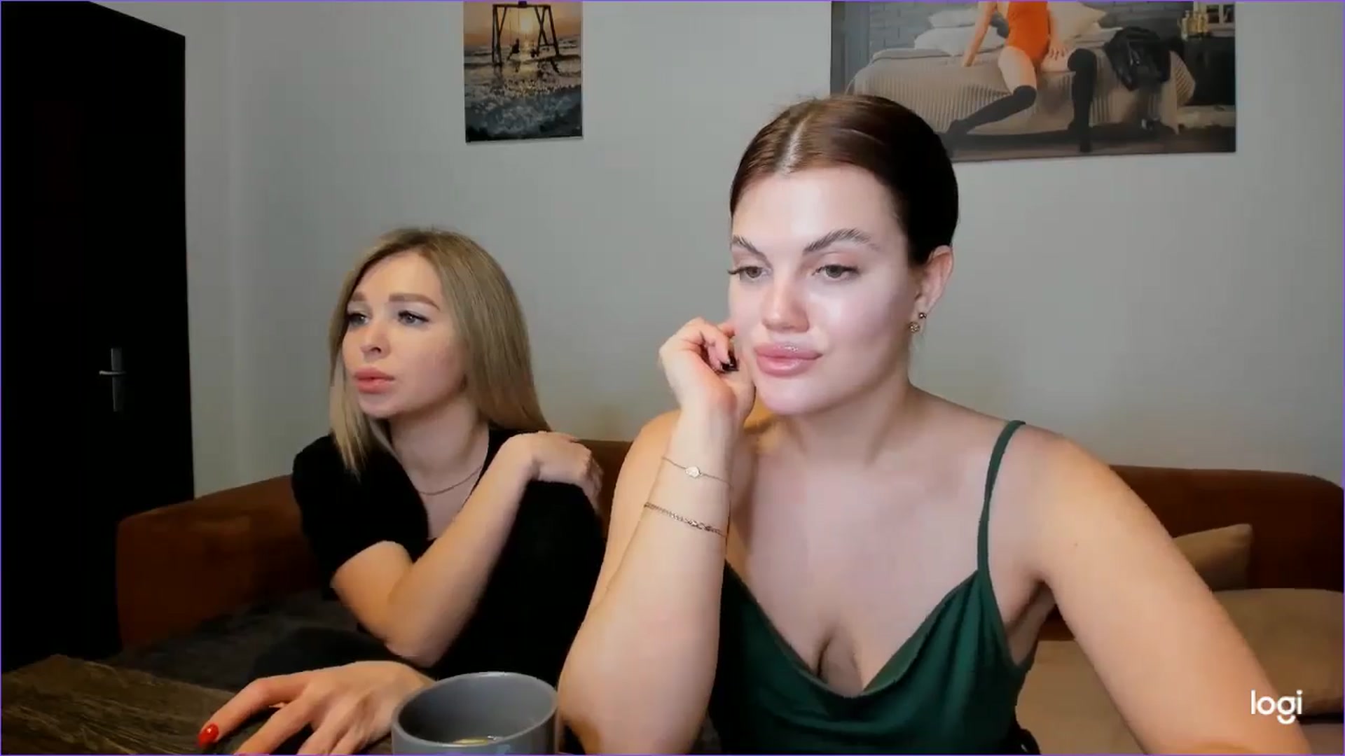 Gallery image thumbnail from StefaniNell's myfreecams stream on, 02/03/2025, 10:44 image 9 of 20
