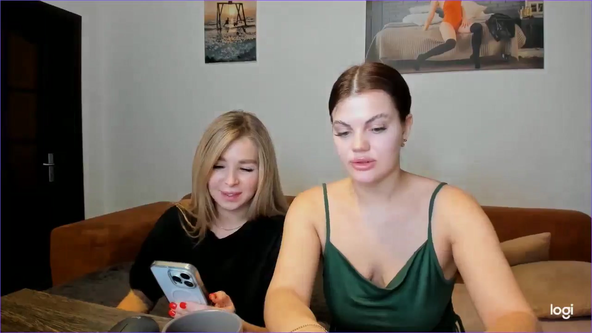 Gallery image thumbnail from StefaniNell's myfreecams stream on, 02/03/2025, 10:44 image 19 of 20
