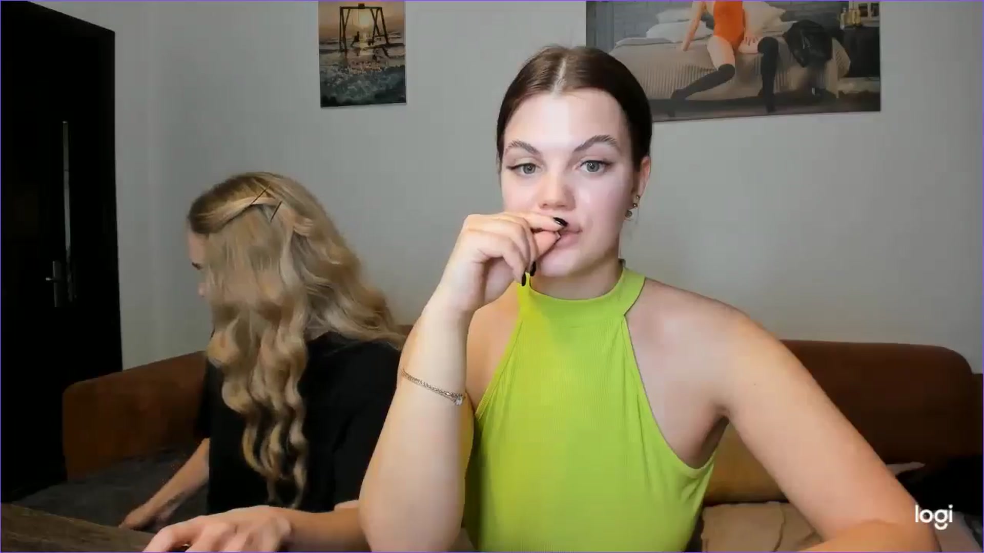 Gallery image thumbnail from StefaniNell's myfreecams stream on, 02/06/2025, 12:32 image 14 of 20