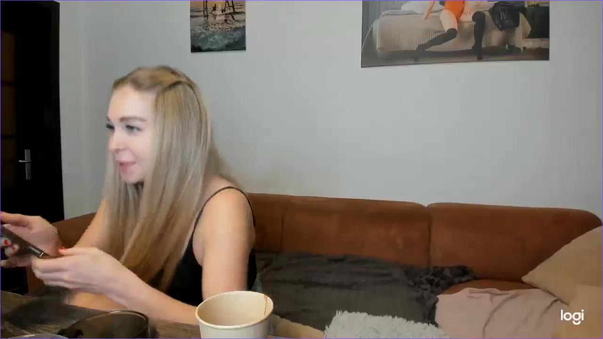 Gallery image thumbnail from StefaniNell's myfreecams stream on, 02/10/2025, 10:09 image 20 of 20