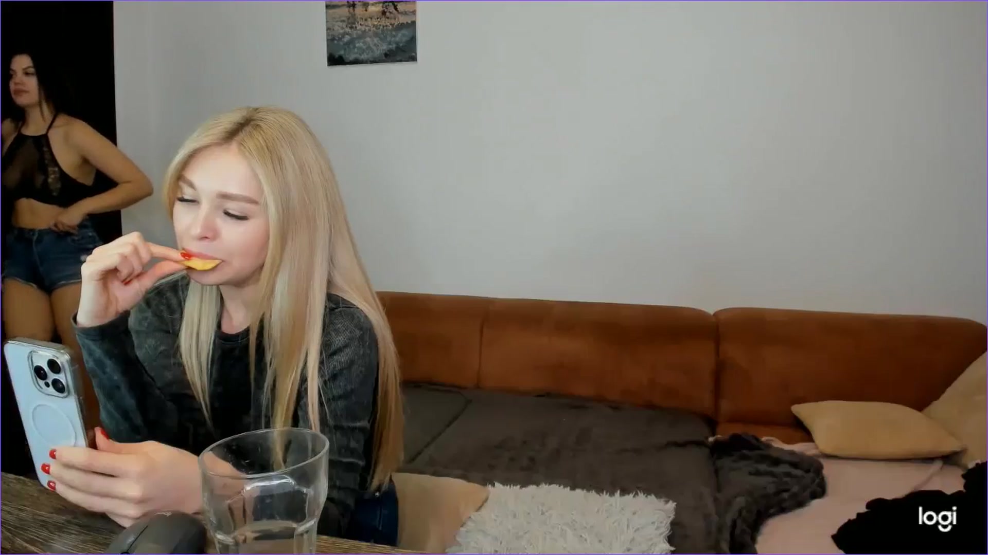Gallery image thumbnail from StefaniNell's myfreecams stream on, 03/02/2025, 11:34 image 9 of 20