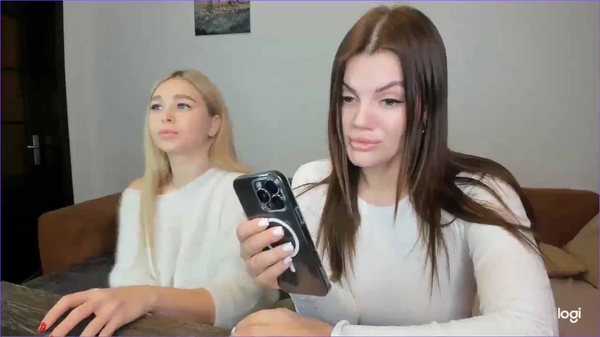 Gallery image thumbnail from StefaniNell's myfreecams stream on, 03/03/2025, 10:11 image 12 of 20