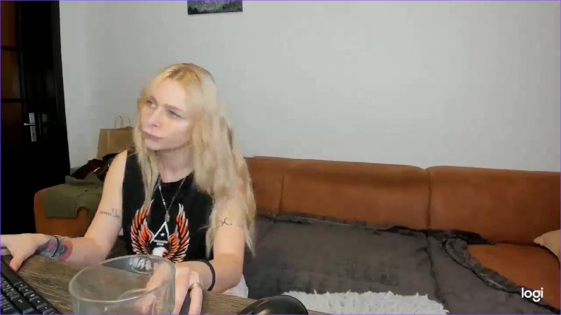 Gallery image thumbnail from StefaniNell's myfreecams stream on, 03/17/2025, 10:20 image 19 of 20