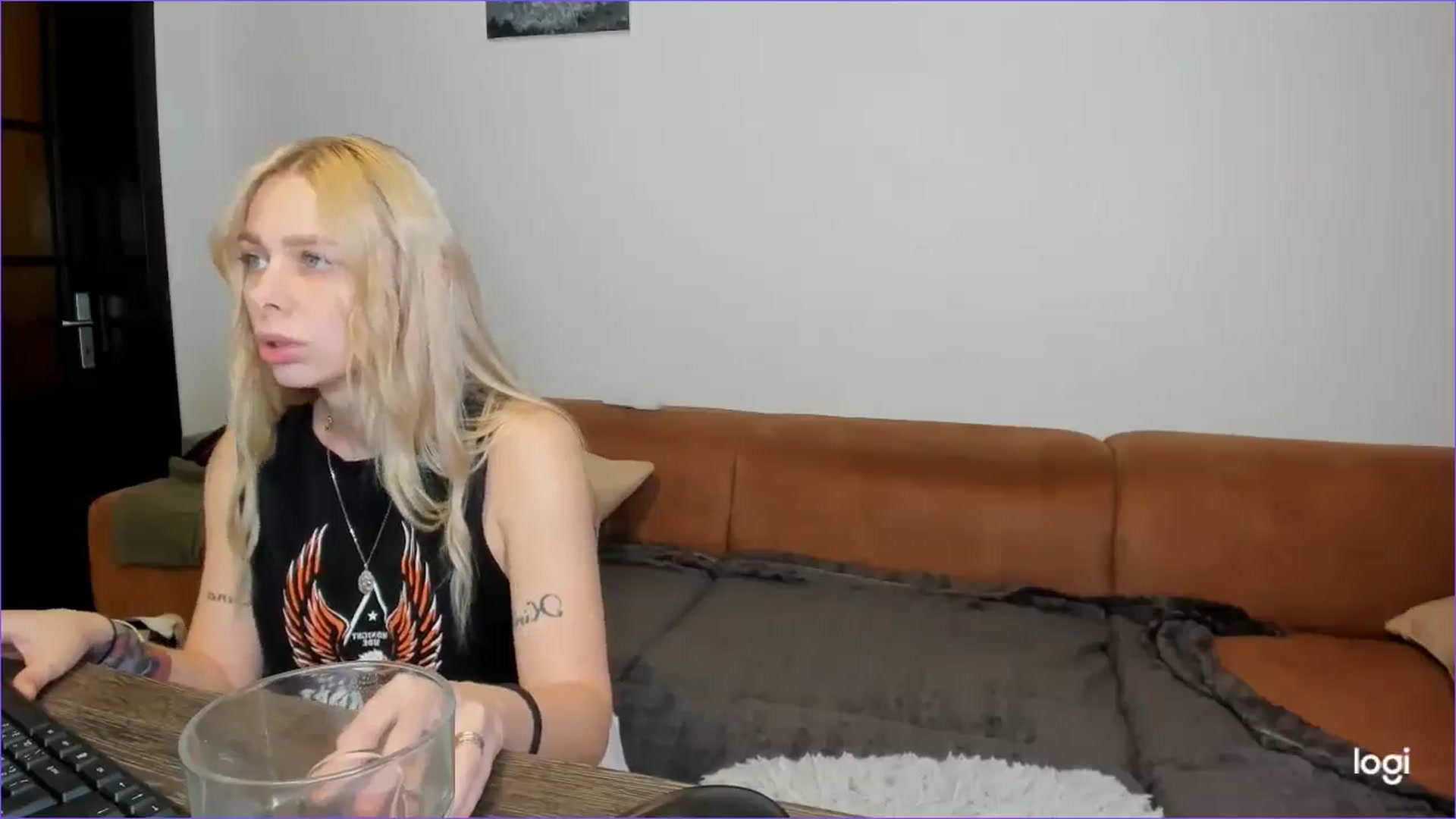 Gallery image thumbnail from StefaniNell's myfreecams stream on, 03/17/2025, 10:20 image 15 of 20
