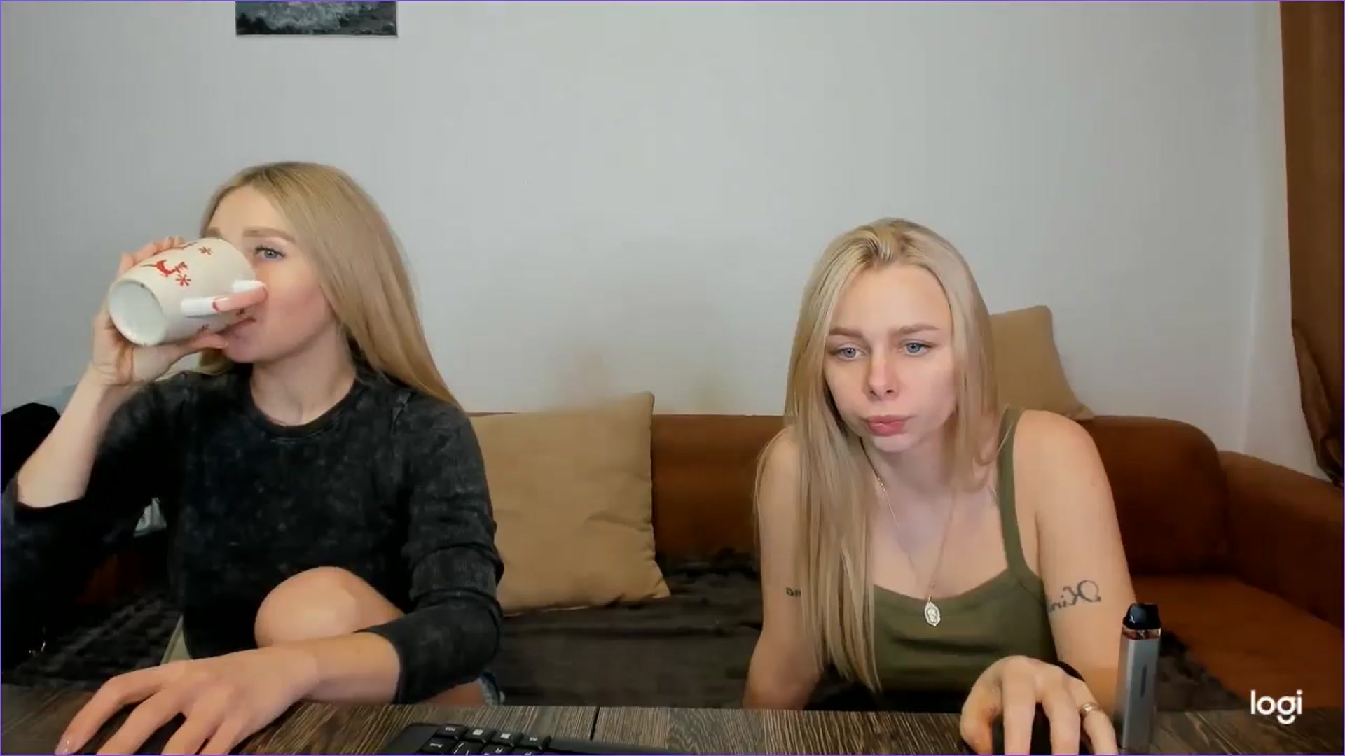 Gallery image thumbnail from StefaniNell's myfreecams stream on, 03/19/2025, 12:09 image 5 of 20