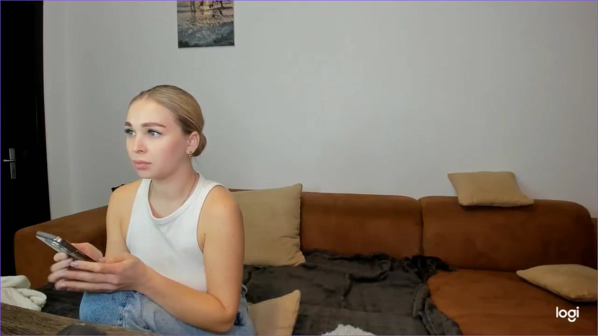 Gallery image thumbnail from StefaniNell's myfreecams stream on, 03/22/2025, 12:10 image 8 of 20
