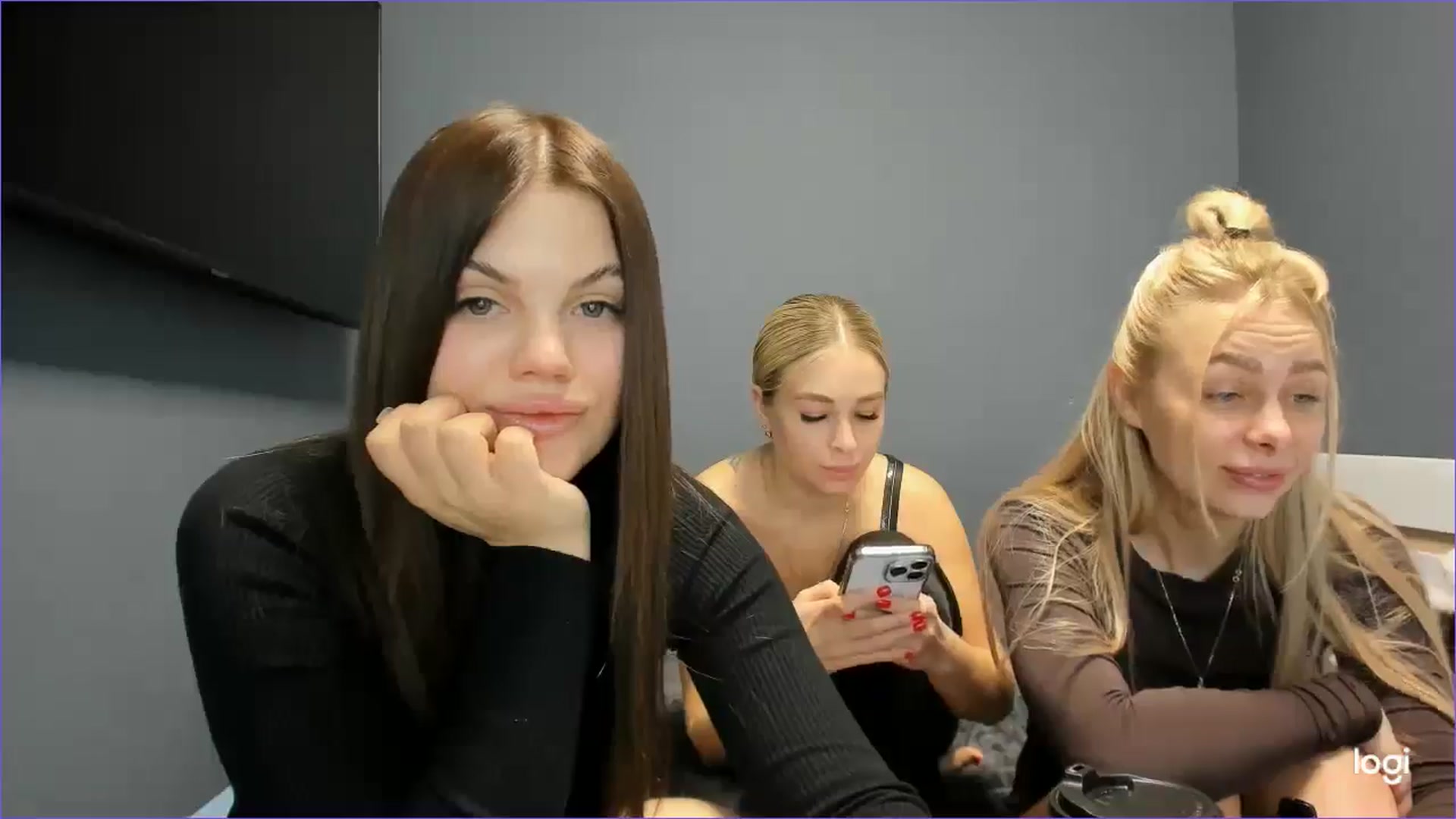 Gallery image thumbnail from StefaniNell's myfreecams stream on, 04/11/2025, 09:08 image 9 of 20