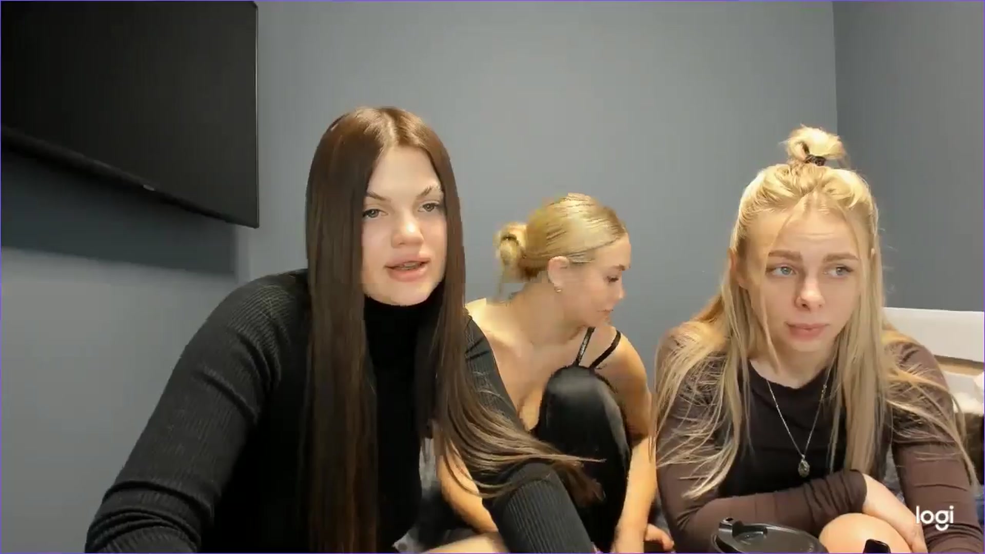 Gallery image thumbnail from StefaniNell's myfreecams stream on, 04/11/2025, 09:08 image 10 of 20