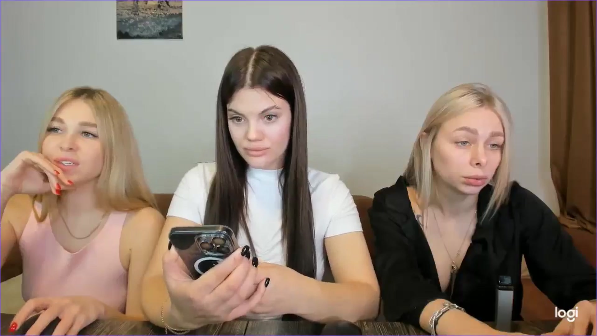 Gallery image thumbnail from StefaniNell's myfreecams stream on, 04/12/2025, 11:17 image 2 of 20