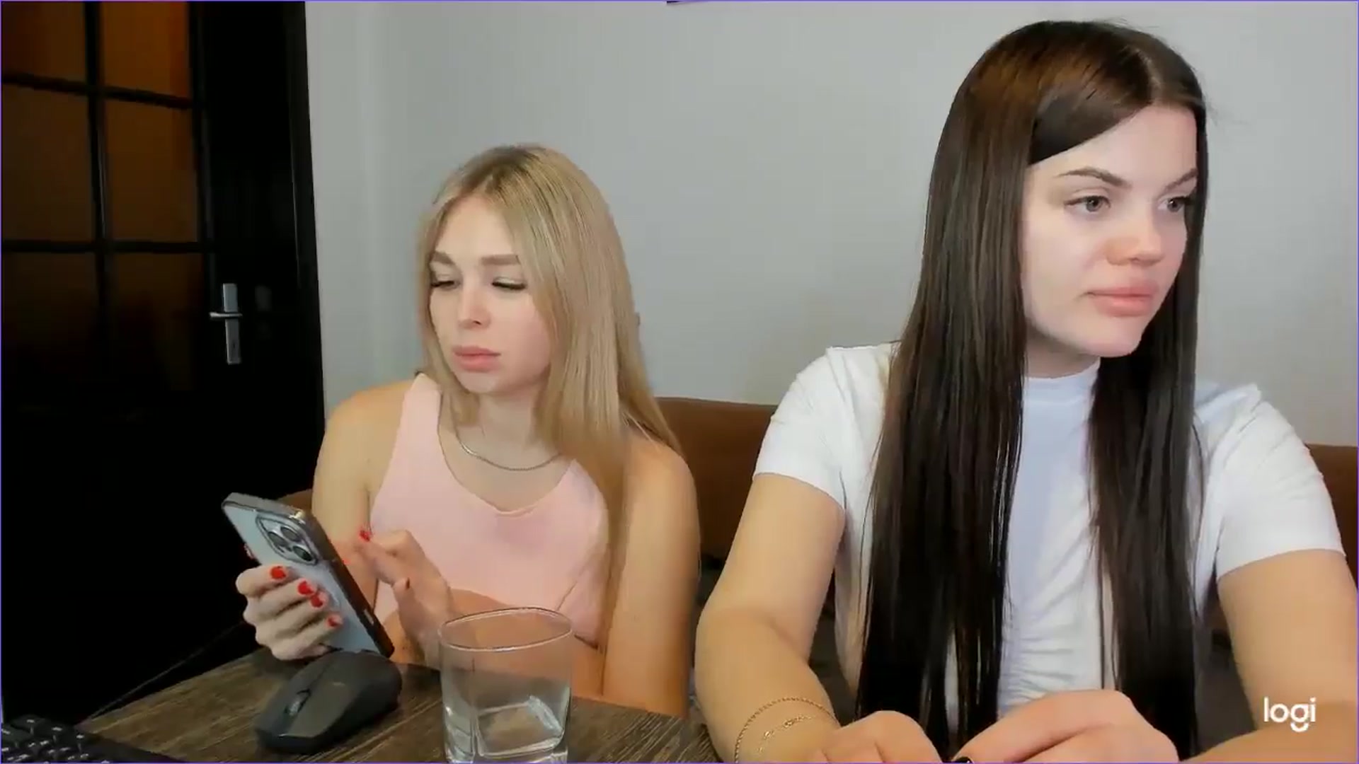 Gallery image thumbnail from StefaniNell's myfreecams stream on, 04/12/2025, 11:39 image 19 of 20