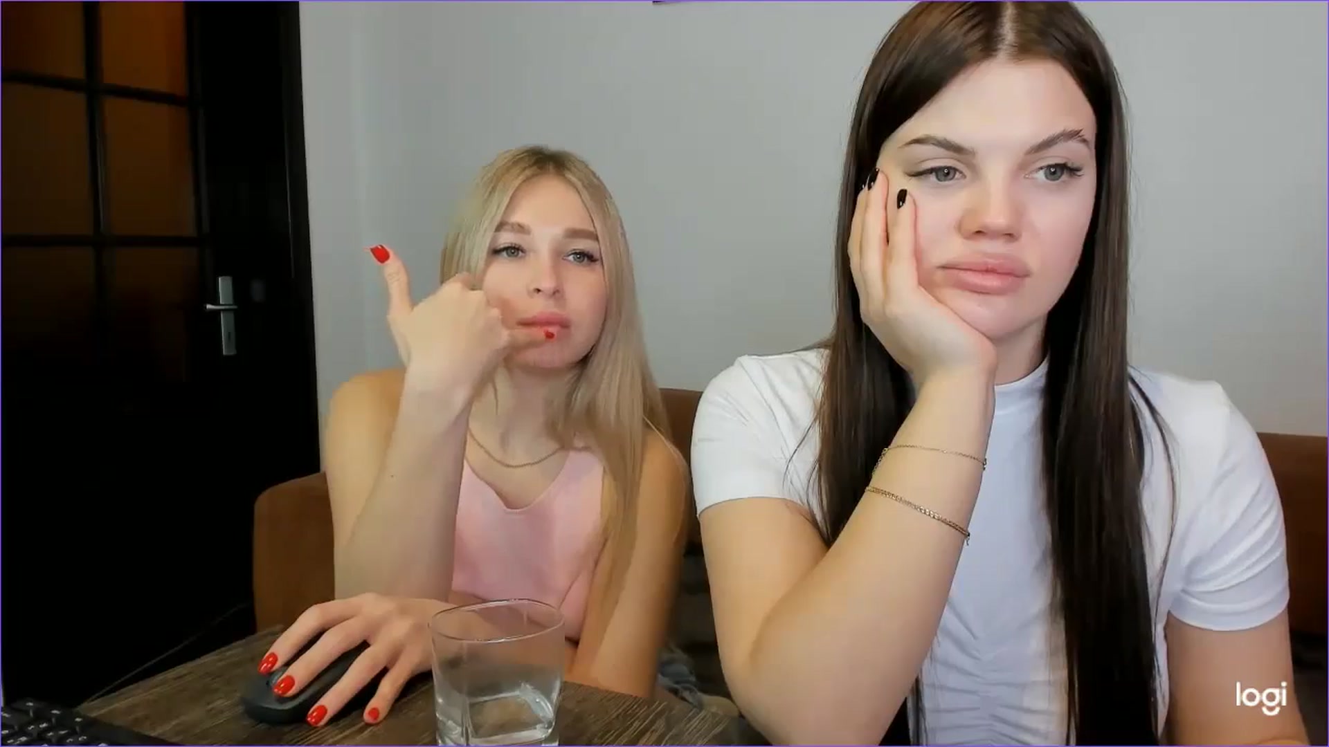 Gallery image thumbnail from StefaniNell's myfreecams stream on, 04/12/2025, 11:39 image 18 of 20