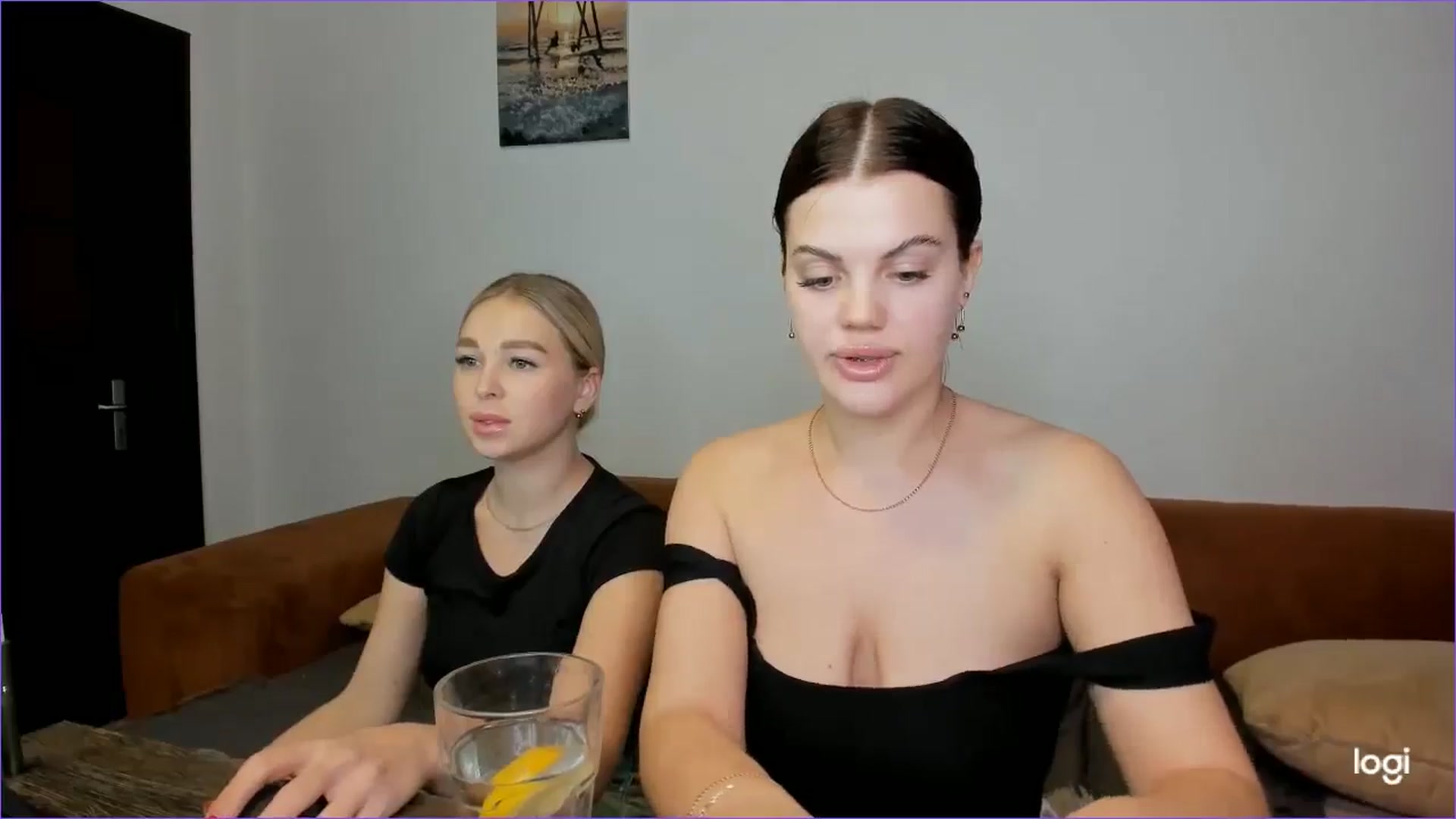 Gallery image thumbnail from StefaniNell's myfreecams stream on, 04/18/2025, 11:20 image 14 of 20