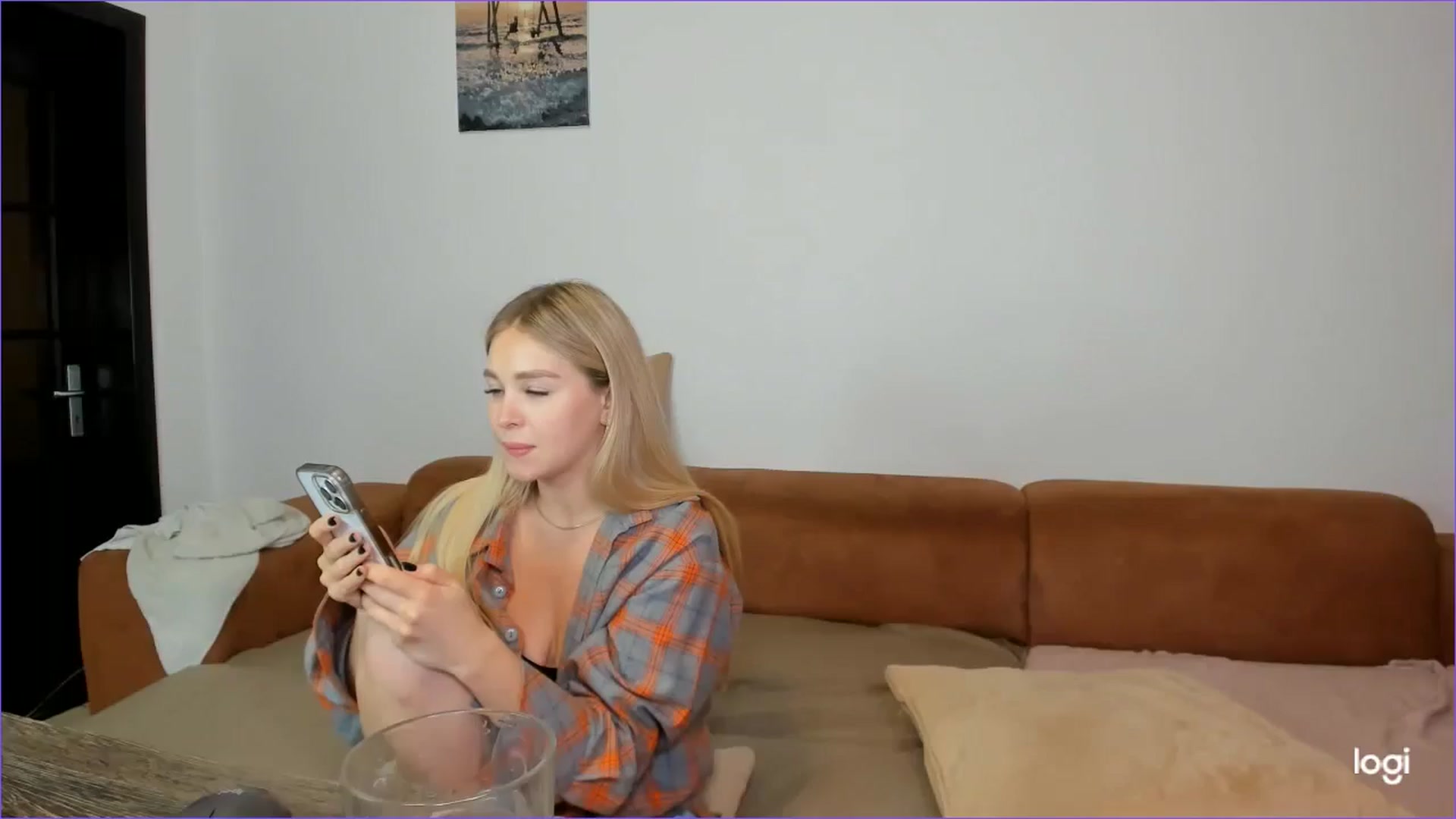 Gallery image thumbnail from StefaniNell's myfreecams stream on, 05/17/2025, 10:33 image 14 of 20
