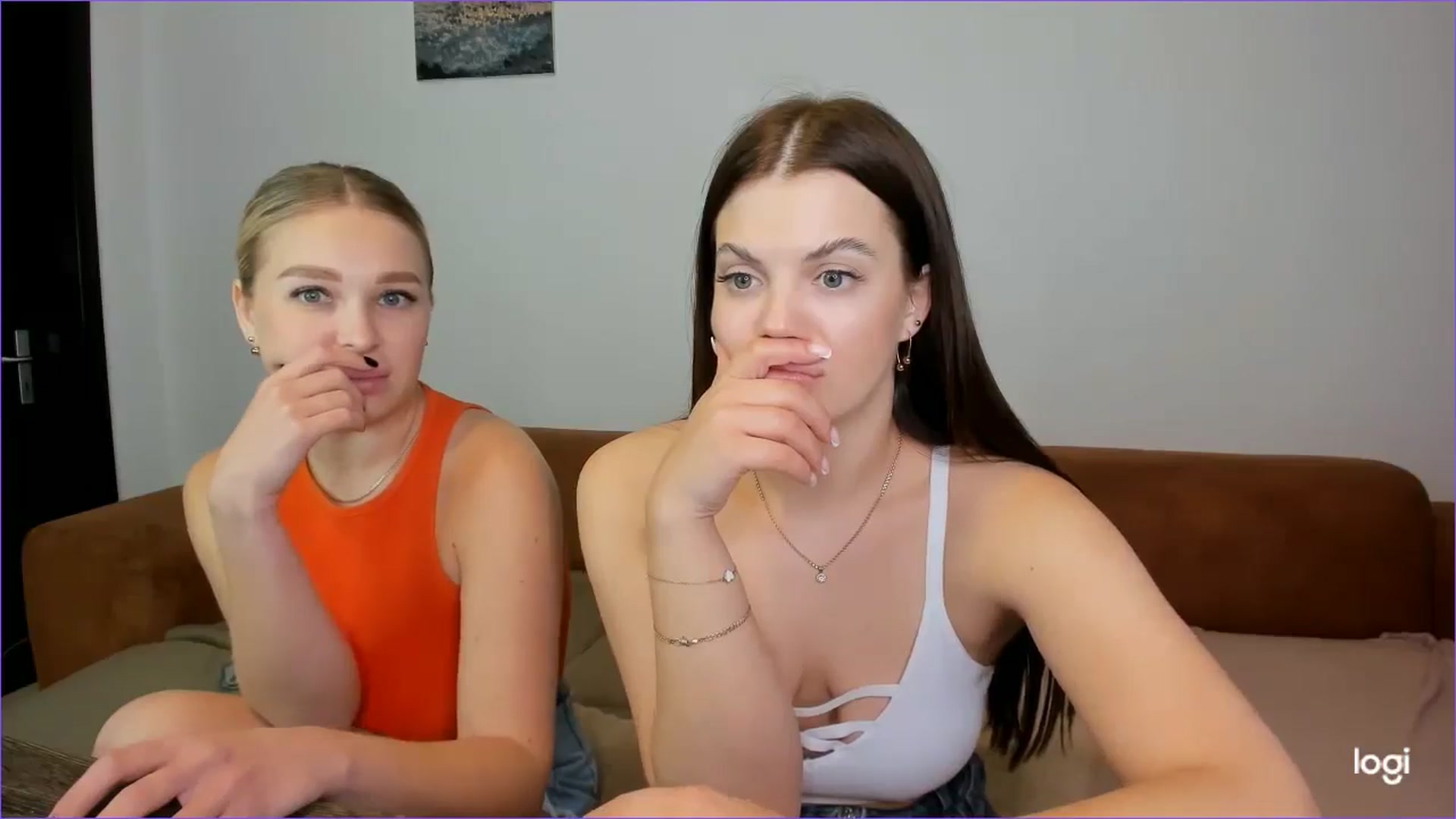 Gallery image thumbnail from StefaniNell's myfreecams stream on, 05/18/2025, 11:28 image 12 of 20