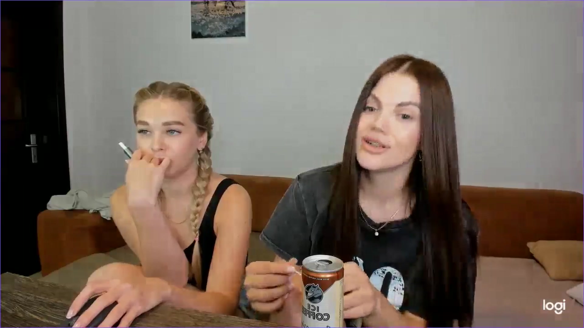 Gallery image thumbnail from StefaniNell's myfreecams stream on, 06/16/2025, 10:06 image 5 of 20
