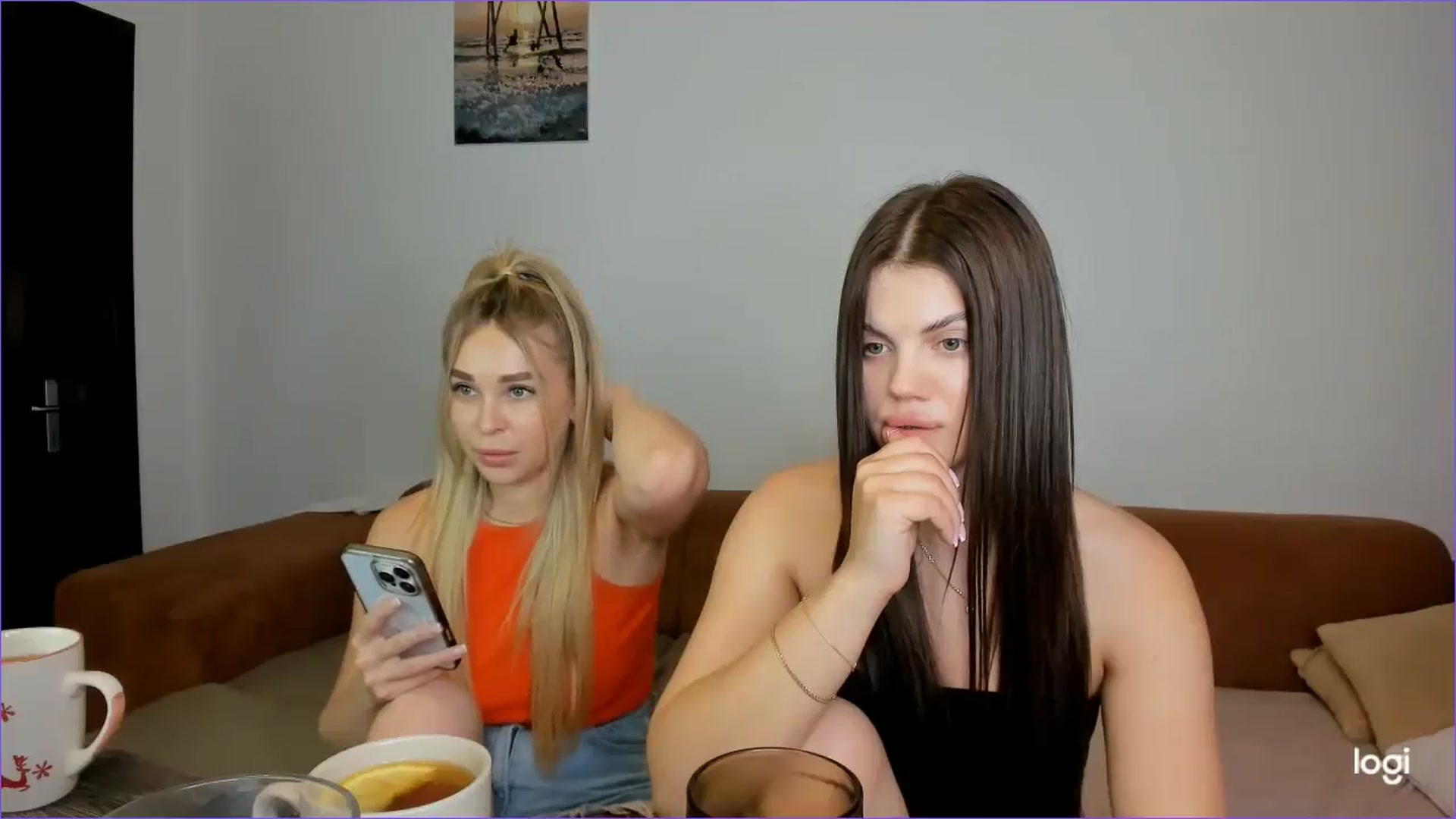 Gallery image thumbnail from StefaniNell's myfreecams stream on, 06/19/2025, 10:43 image 6 of 20
