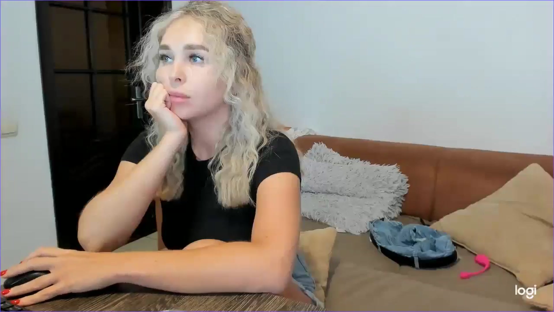Gallery image thumbnail from StefaniNell's myfreecams stream on, 07/24/2025, 11:31 image 2 of 20