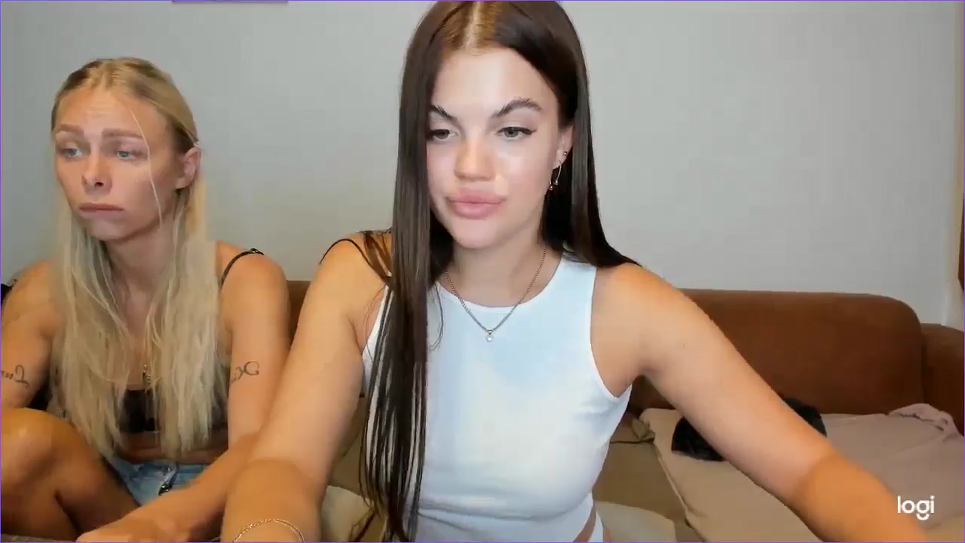 Gallery image thumbnail from StefaniNell's myfreecams stream on, 08/03/2025, 10:33 image 15 of 20