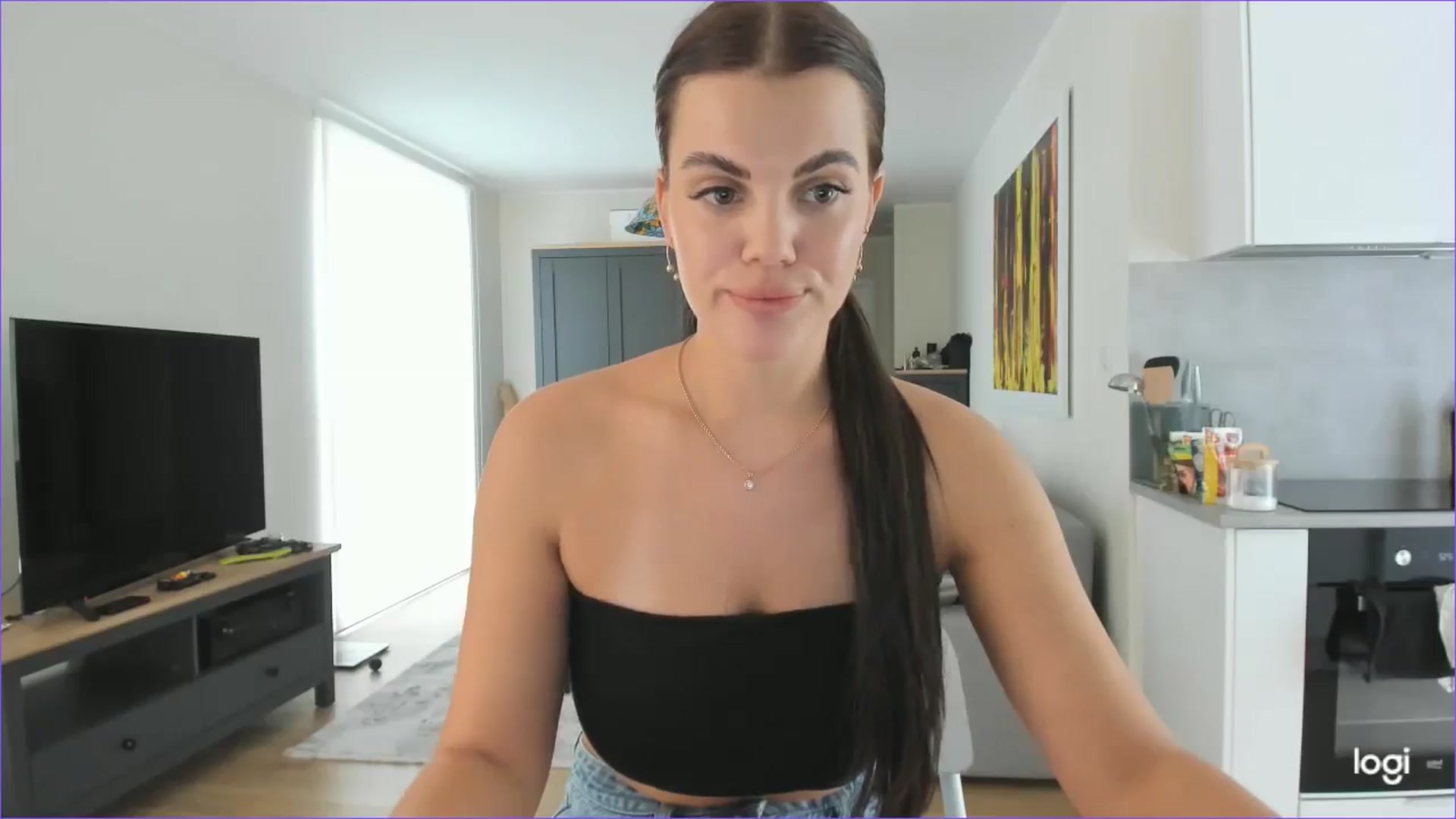 Gallery image thumbnail from StefaniNell's myfreecams stream on, 09/18/2025, 11:11 image 10 of 20