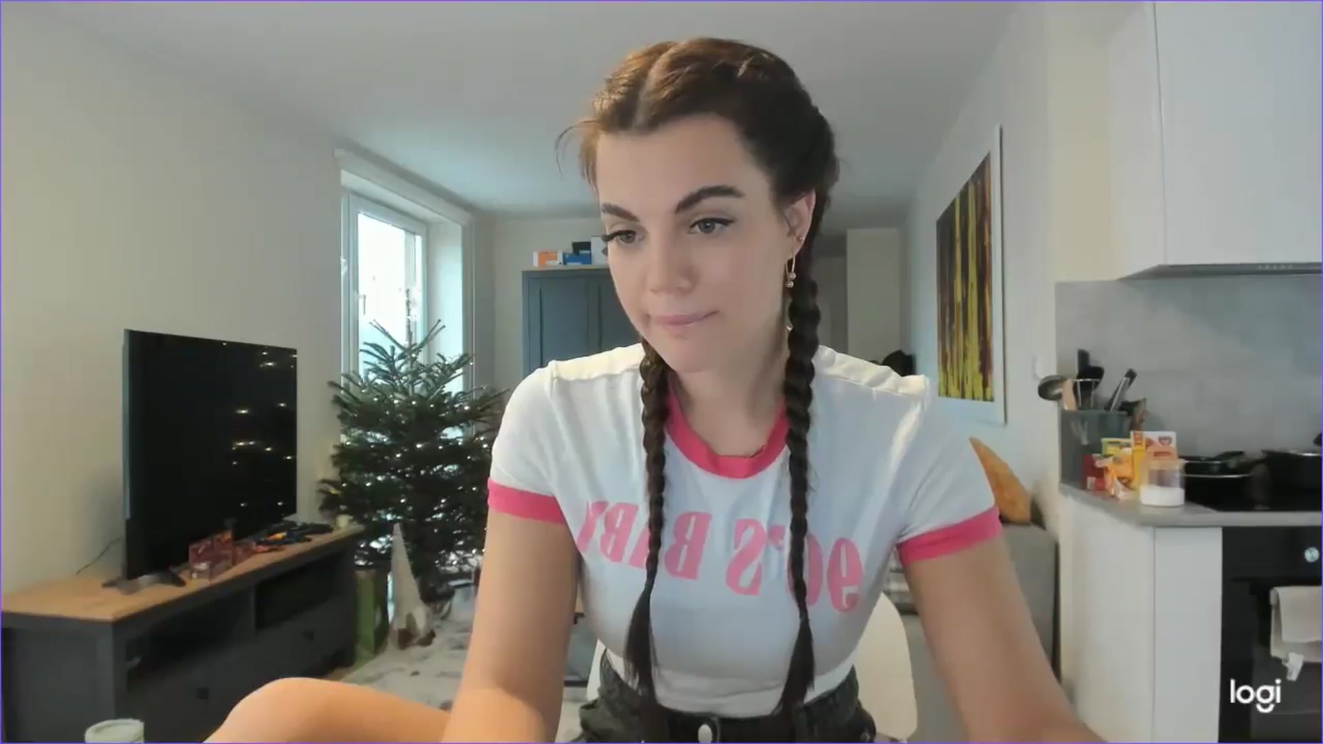 Gallery image thumbnail from StefaniNell's myfreecams stream on, 12/22/2025, 10:14 image 5 of 20