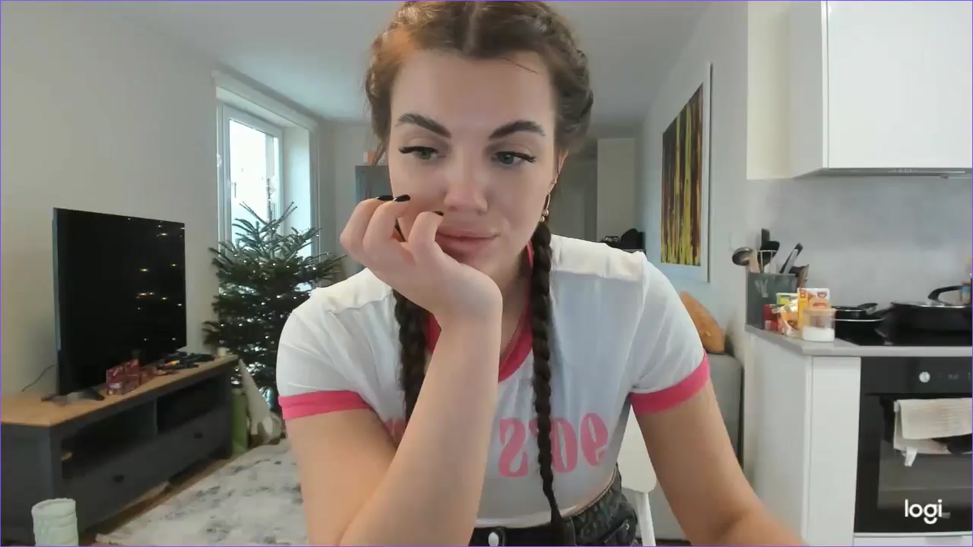 Gallery image thumbnail from StefaniNell's myfreecams stream on, 12/22/2025, 12:31 image 6 of 20