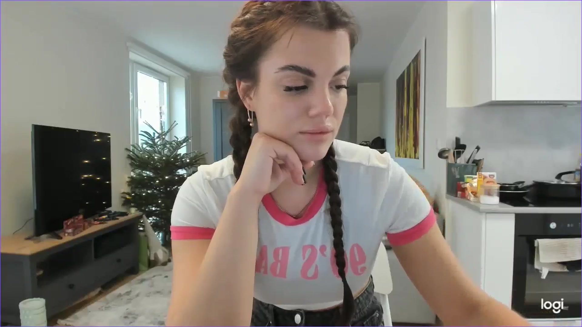 Gallery image thumbnail from StefaniNell's myfreecams stream on, 12/22/2025, 12:31 image 7 of 20
