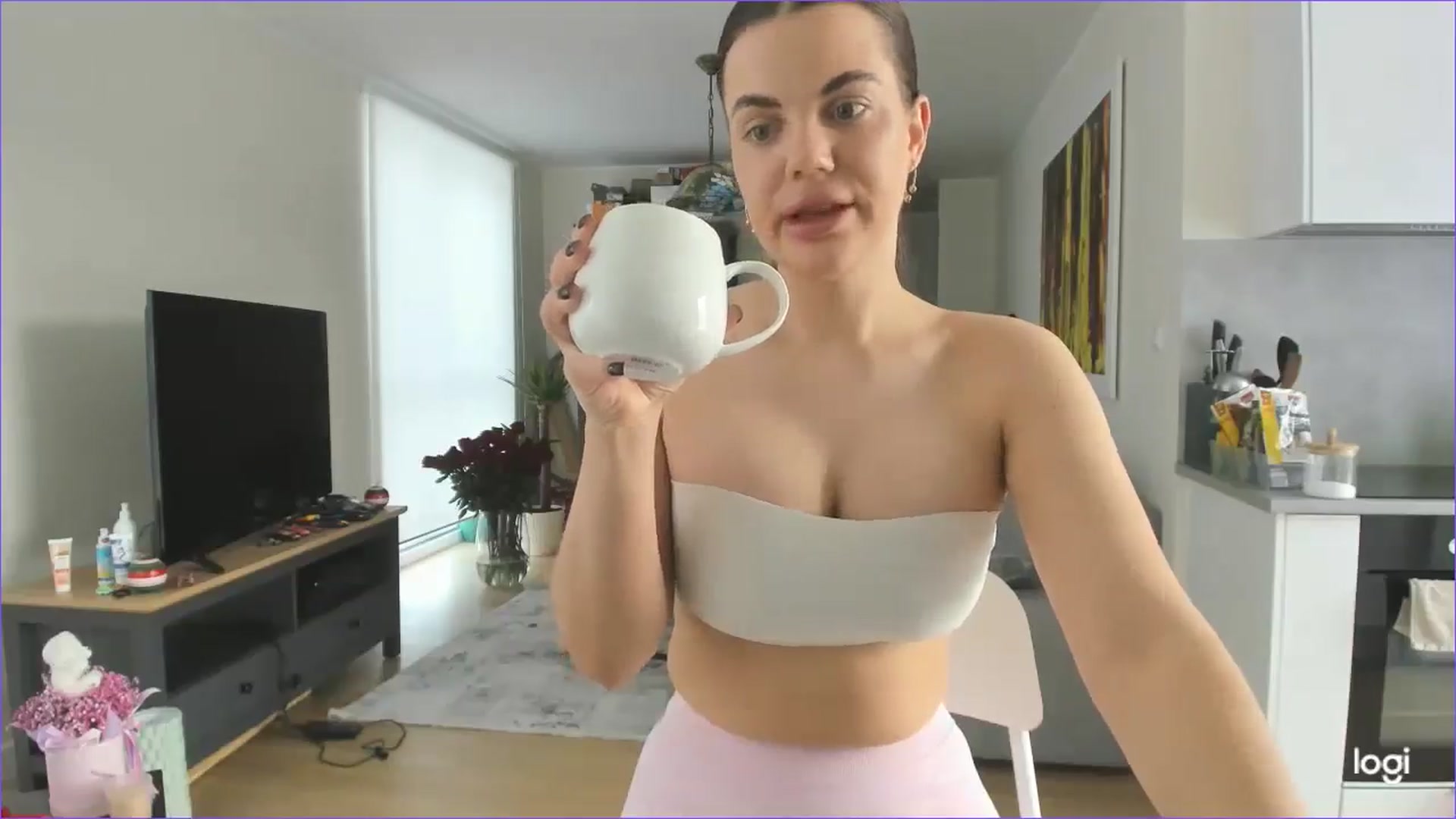 Gallery image thumbnail from StefaniNell's myfreecams stream on, 02/19/2026, 09:40 image 4 of 20