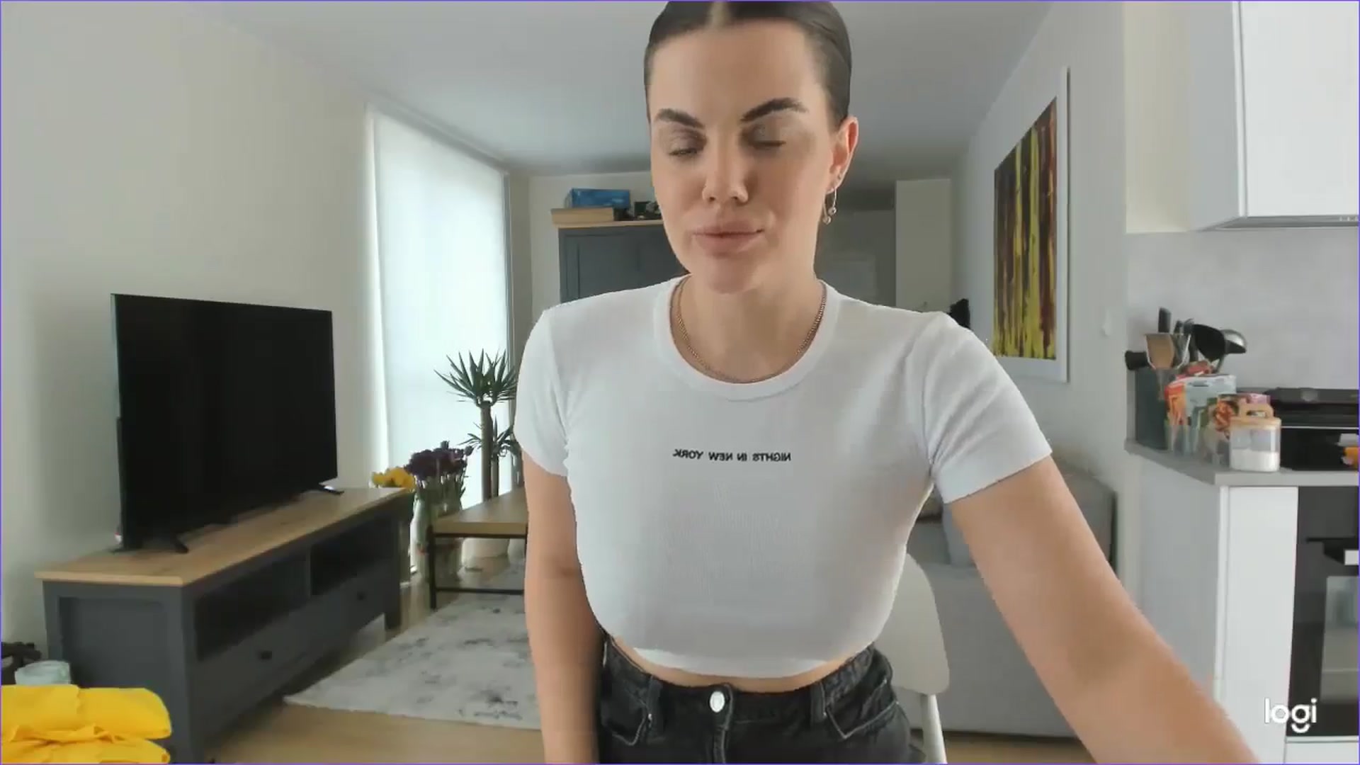 Gallery image thumbnail from StefaniNell's myfreecams stream on, 05/05/2026, 10:17 image 7 of 20
