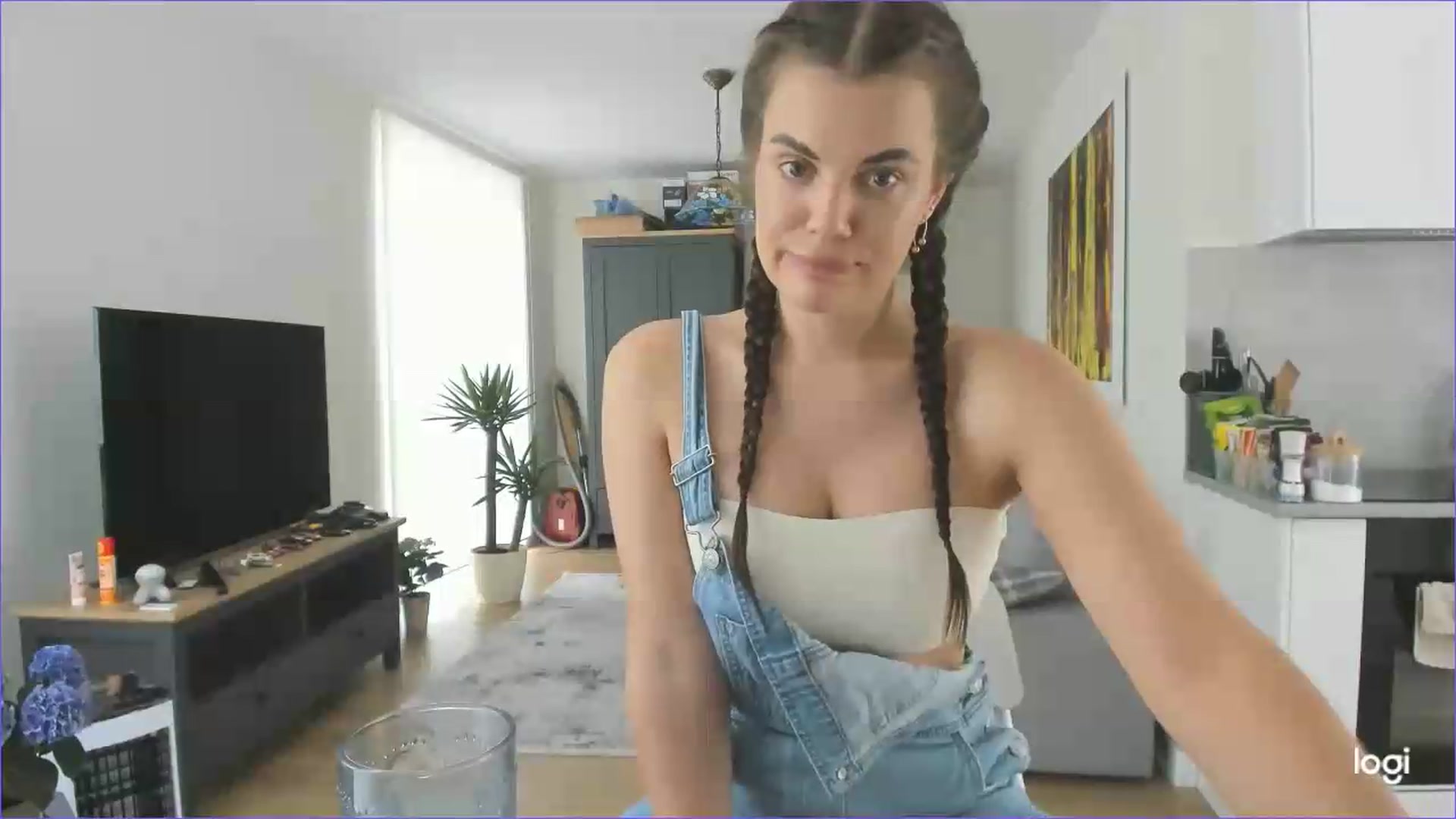 Gallery image thumbnail from StefaniNell's myfreecams stream on, 06/12/2026, 08:07 image 18 of 20
