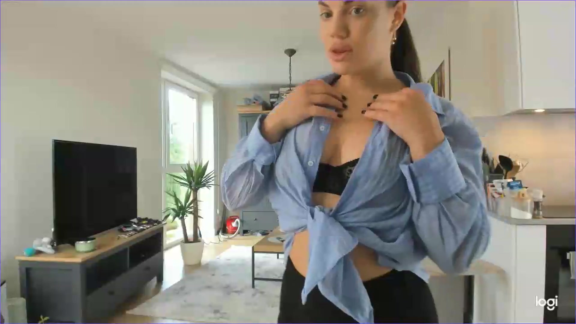 Gallery image thumbnail from StefaniNell's myfreecams stream on, 07/08/2026, 06:21 image 13 of 20