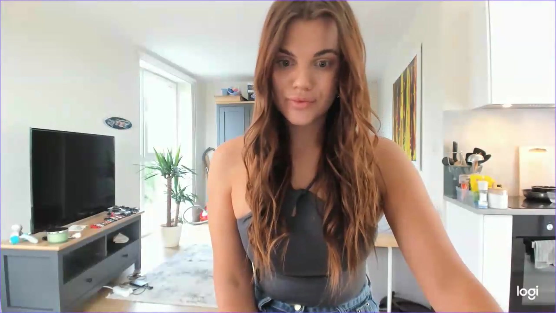 Gallery image thumbnail from StefaniNell's myfreecams stream on, 08/18/2026, 07:08 image 9 of 20
