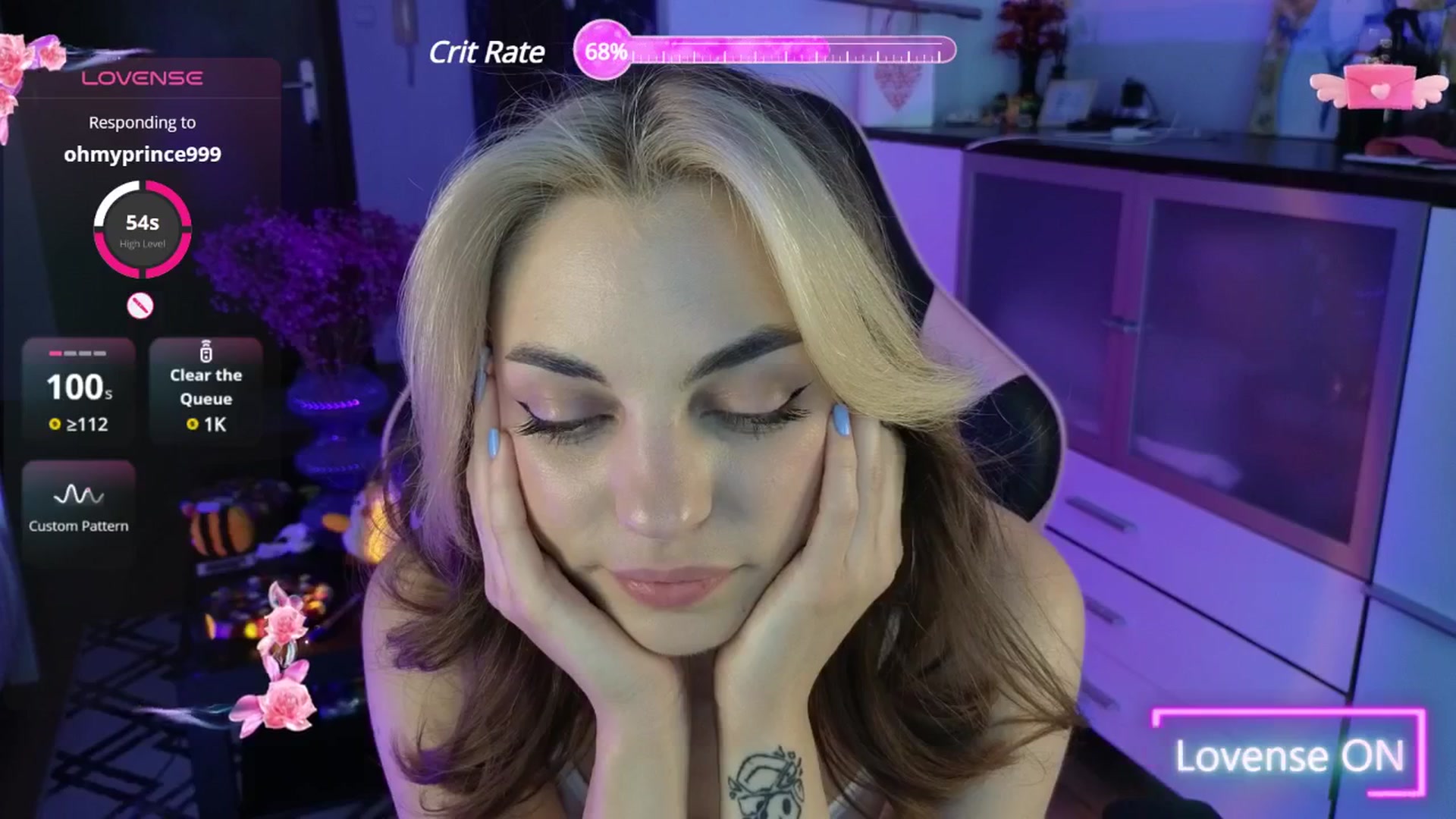 Gallery image thumbnail from Stefani_Grand's myfreecams stream on, 05/20/2025, 08:27 image 17 of 20