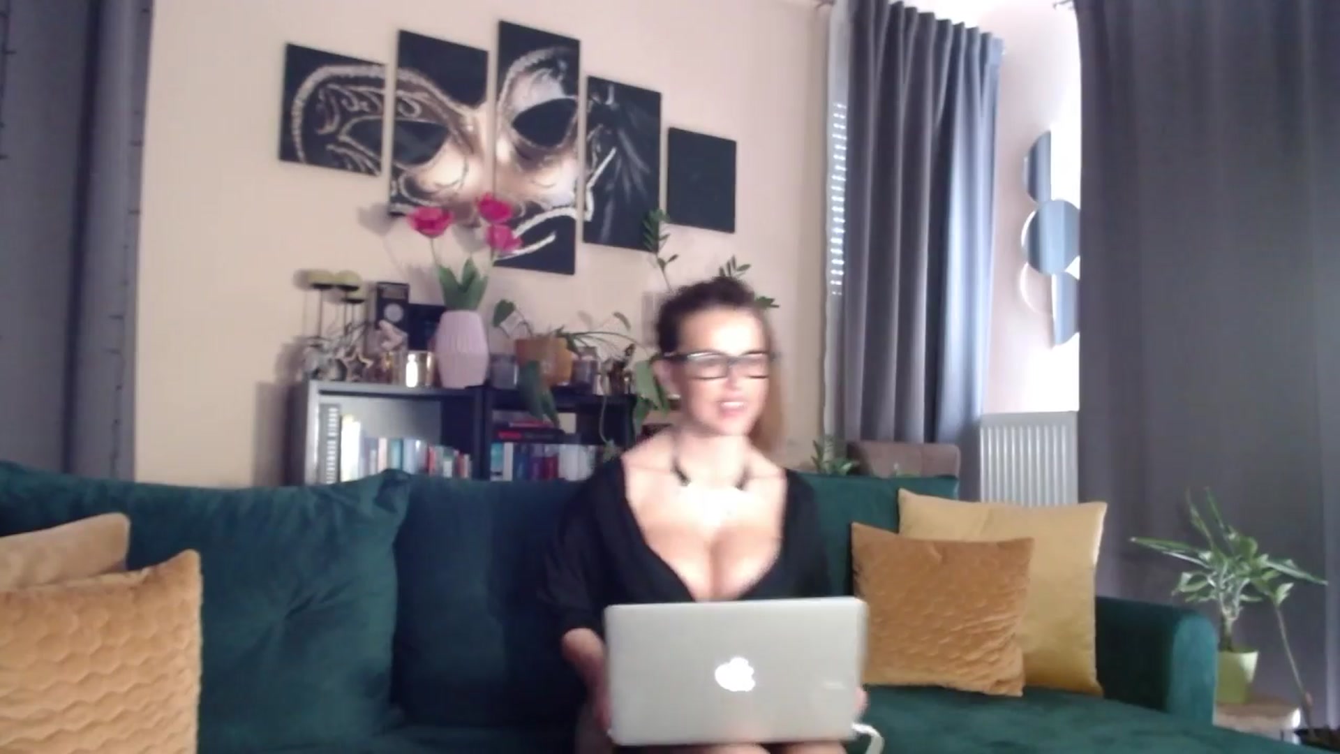 Gallery image thumbnail from StelaSalvador's myfreecams stream on, 03/21/2024, 11:20 image 20 of 20