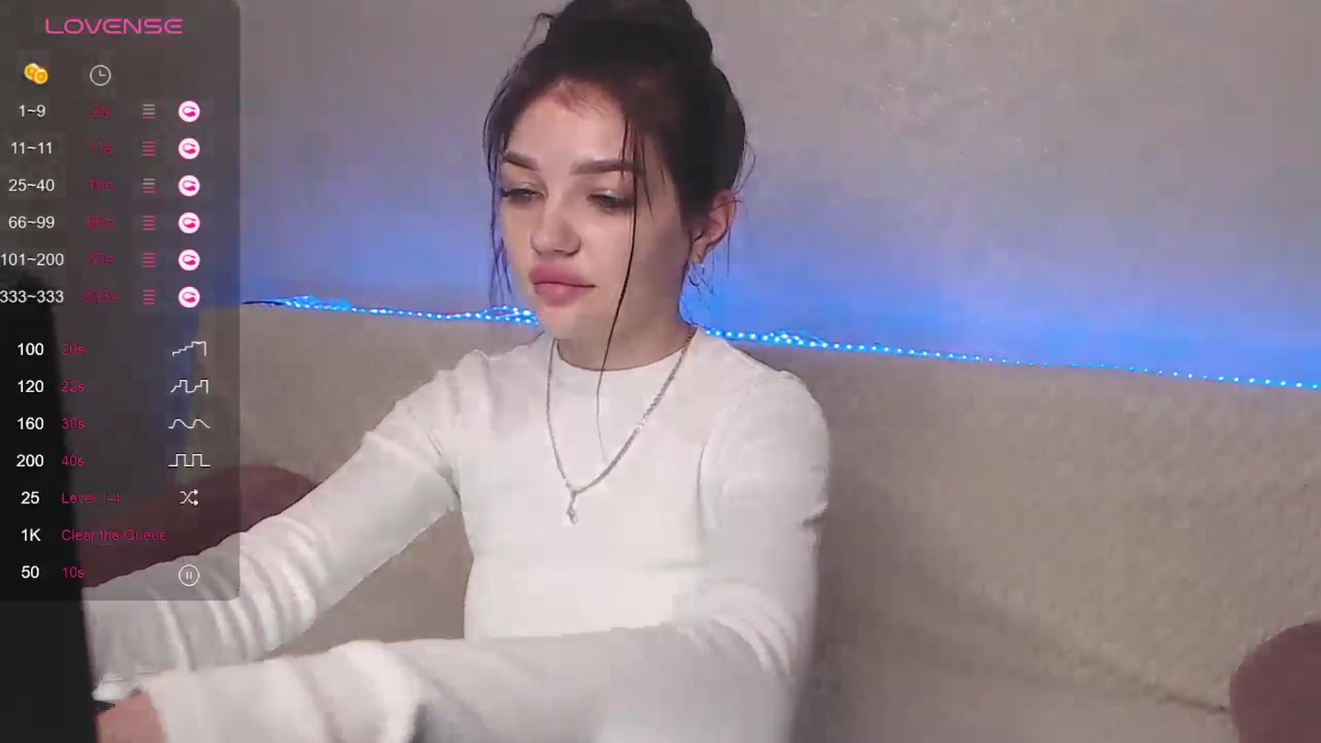 Gallery image thumbnail from StellaDax's myfreecams stream on, 04/17/2024, 16:15 image 12 of 20