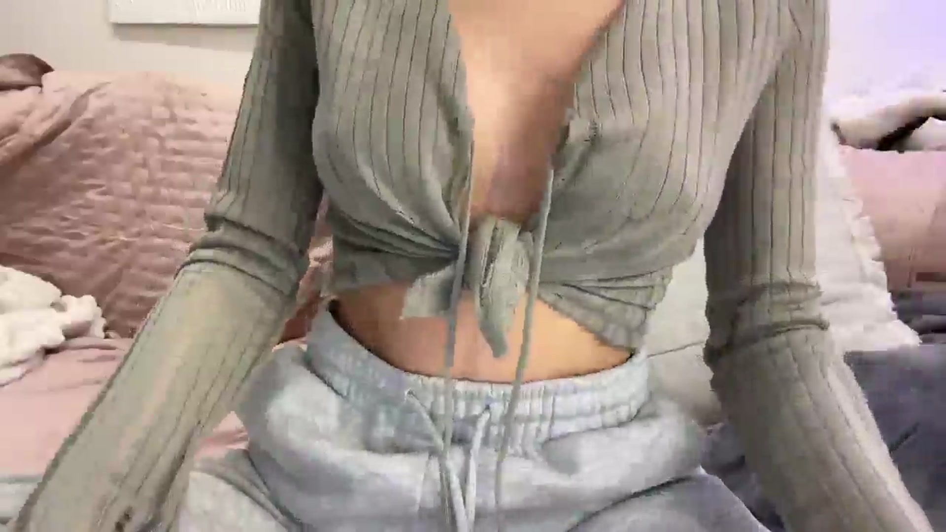 Gallery image thumbnail from StellaHills's myfreecams stream on, 03/13/2025, 16:03 image 11 of 20