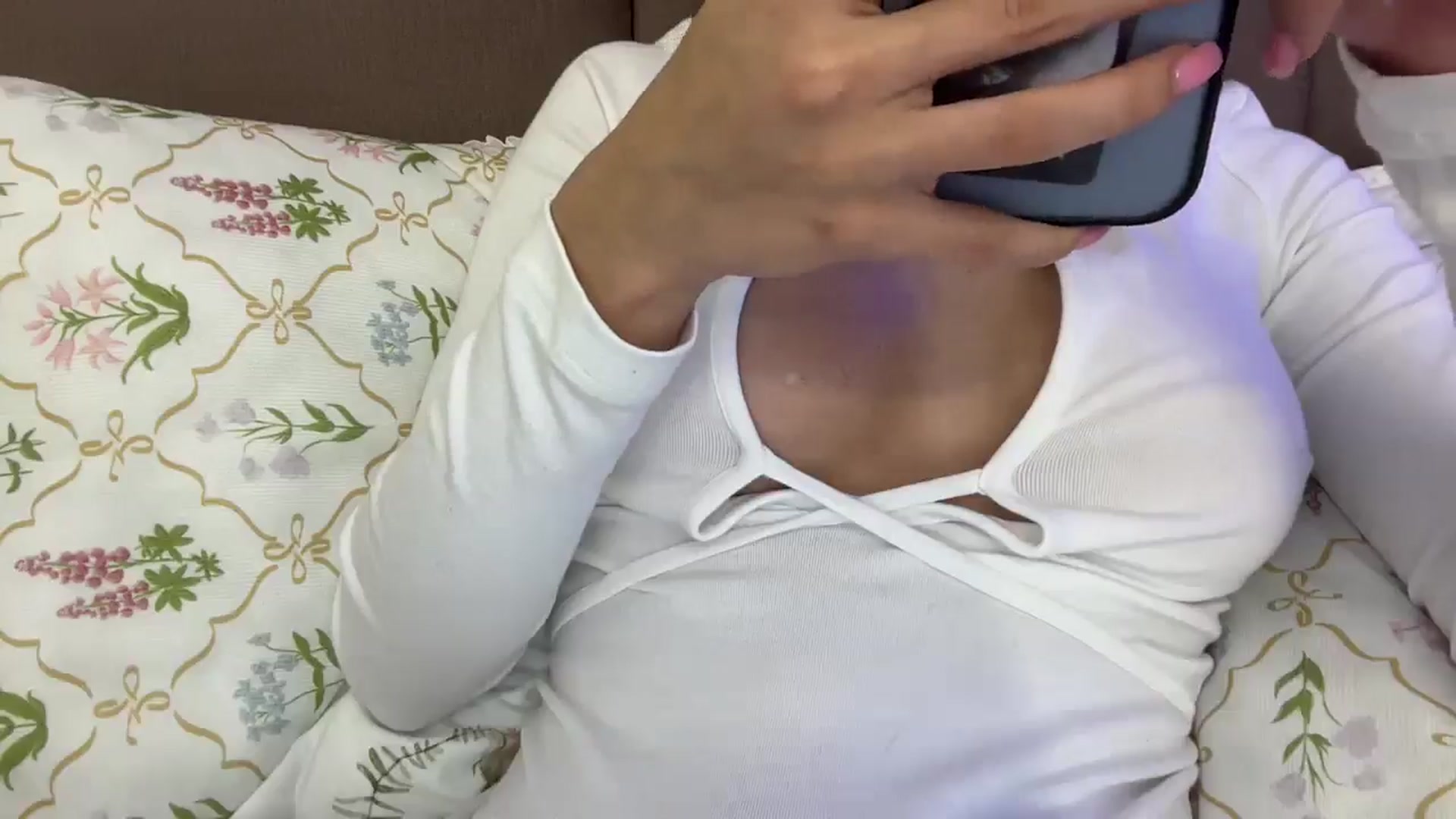 Gallery image thumbnail from StellaHills's myfreecams stream on, 03/23/2025, 13:14 image 7 of 20
