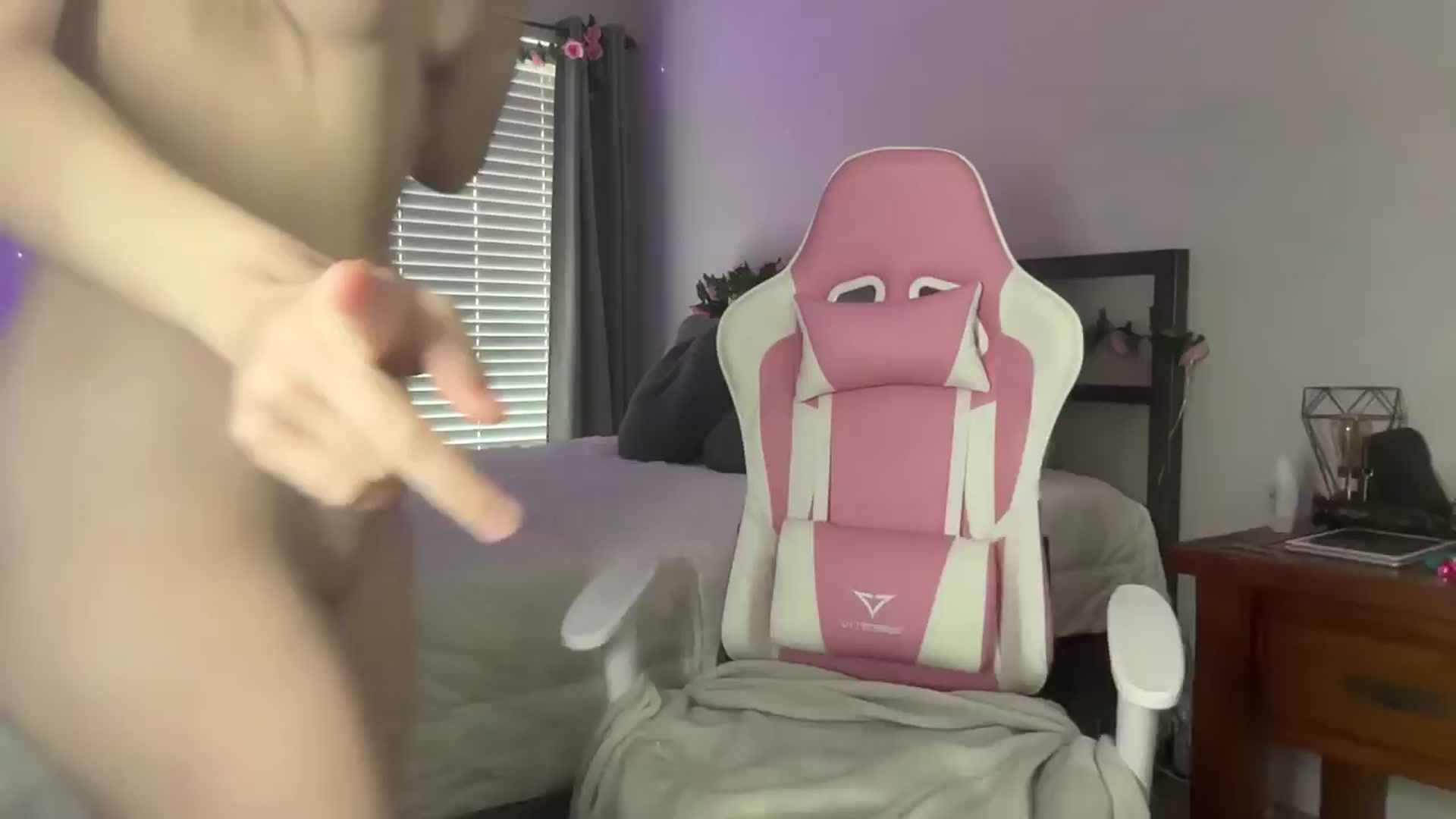 Gallery image thumbnail from StellaRose's myfreecams stream on, 11/06/2024, 21:14 image 1 of 20