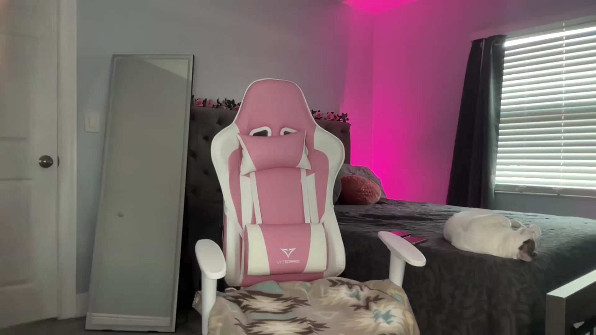Gallery image thumbnail from StellaRose's myfreecams stream on, 01/30/2025, 22:38 image 13 of 20
