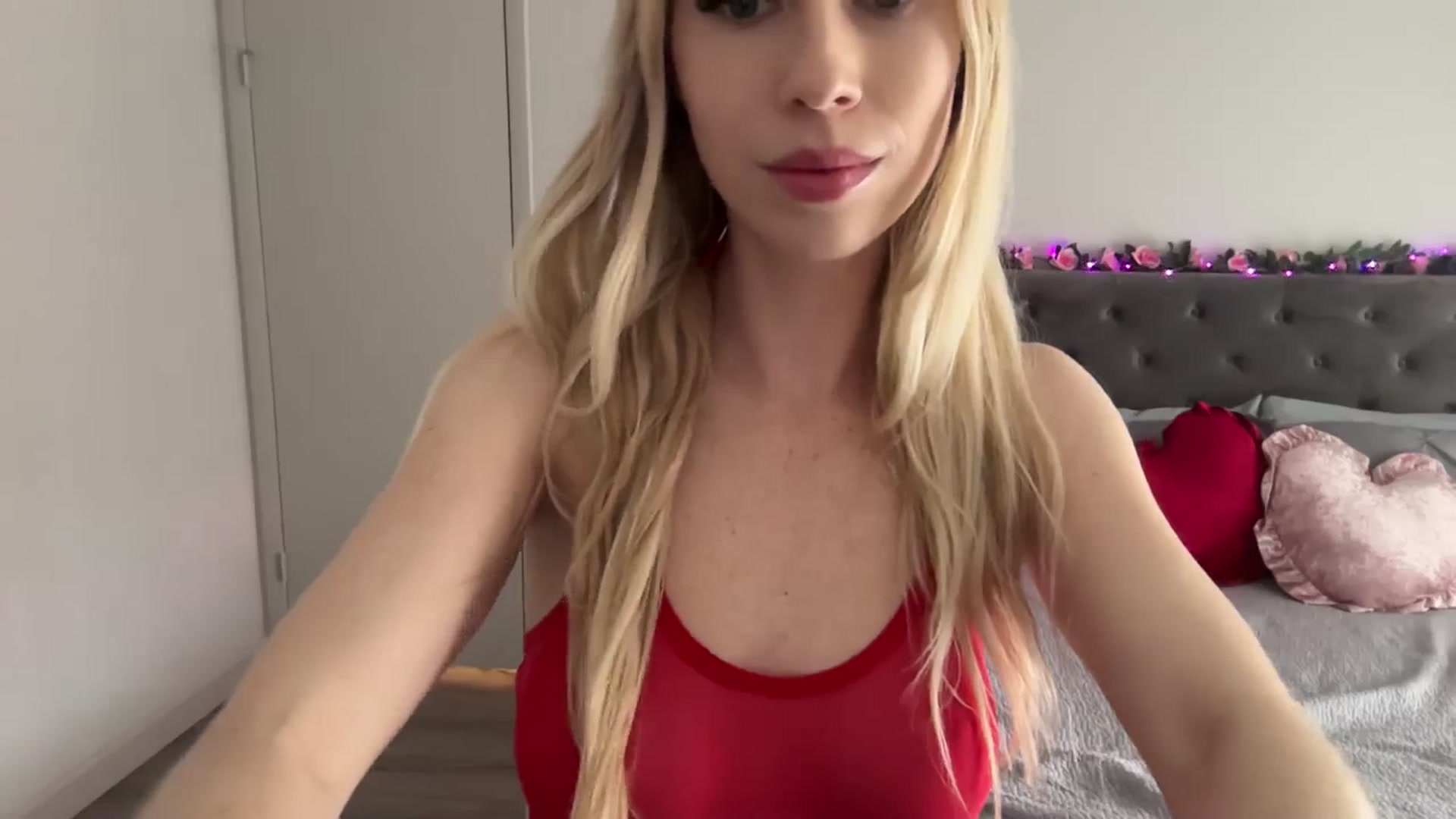 Gallery image thumbnail from StellaRose's myfreecams stream on, 03/31/2025, 20:57 image 7 of 20